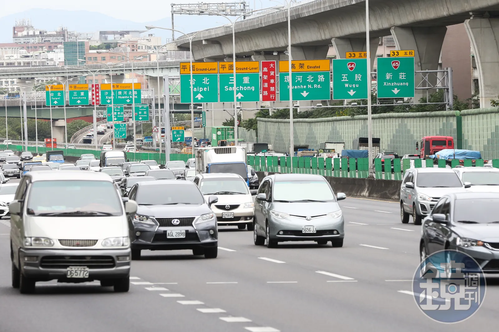 春節、228連假國5塞車時段曝光。（本刊資料照）