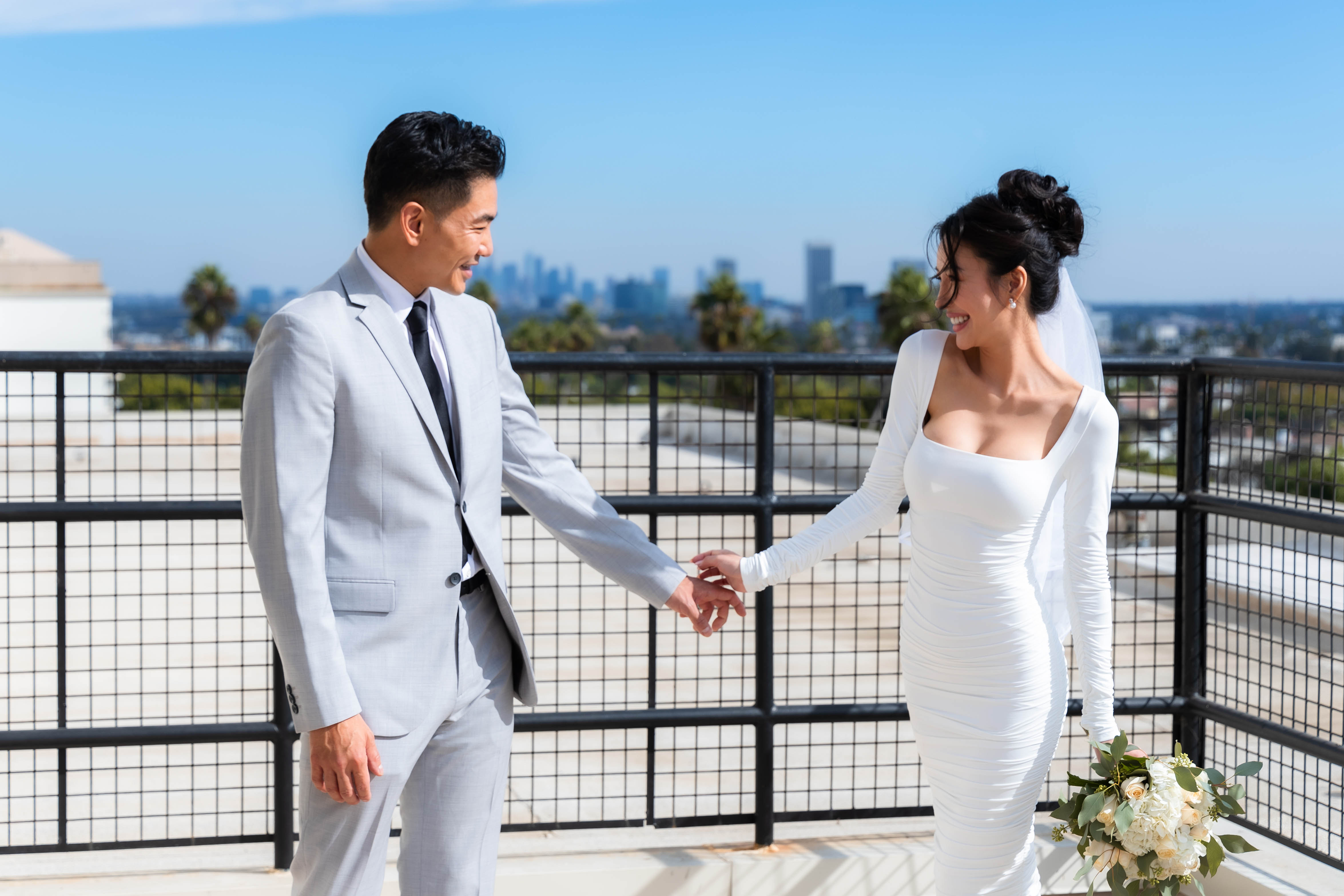 孔令奇首度正式向大眾介紹美麗的另一半Eunice Jaymie，更大方公開領證照。（孔令奇提供）