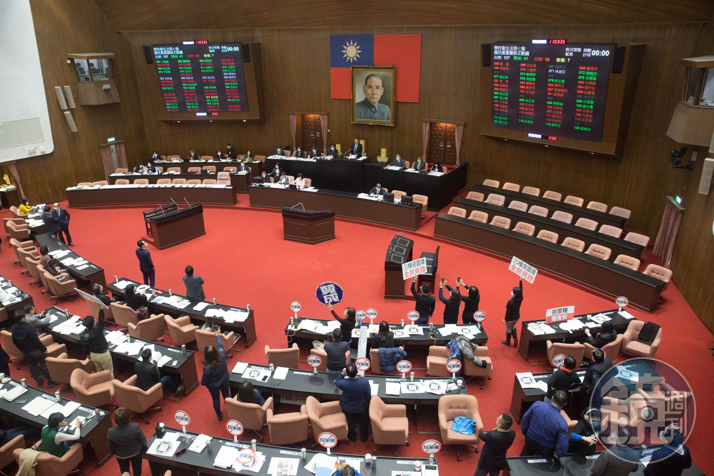 資深媒體人黃揚明分享國會冷知識,盤點出國會8大家族。(本刊資料照)