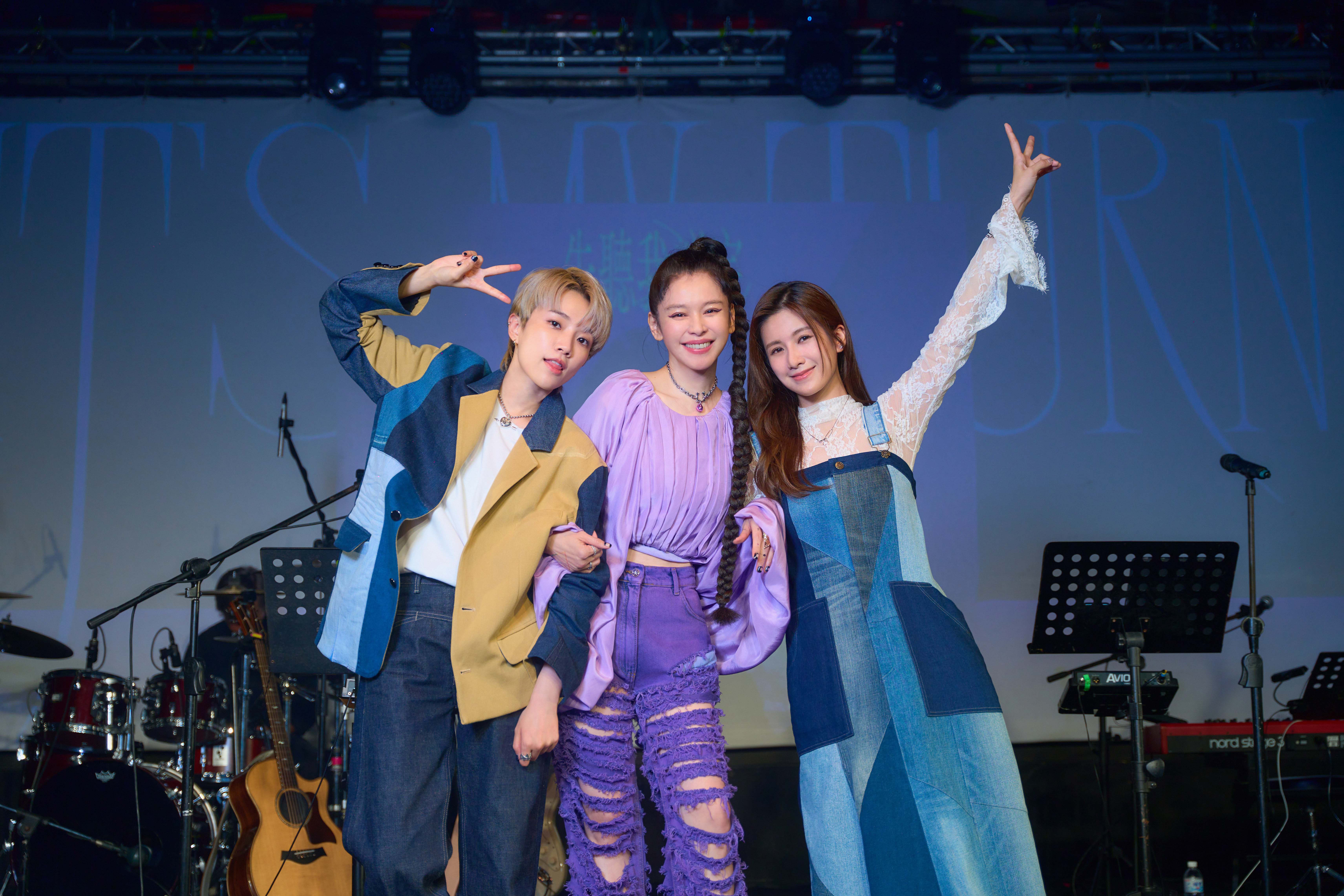 美聲組合晨悠CHENYO也到場，三人首度公開Live演唱單戀情歌〈全世界我最不配擁有你〉。（索尼音樂提供）