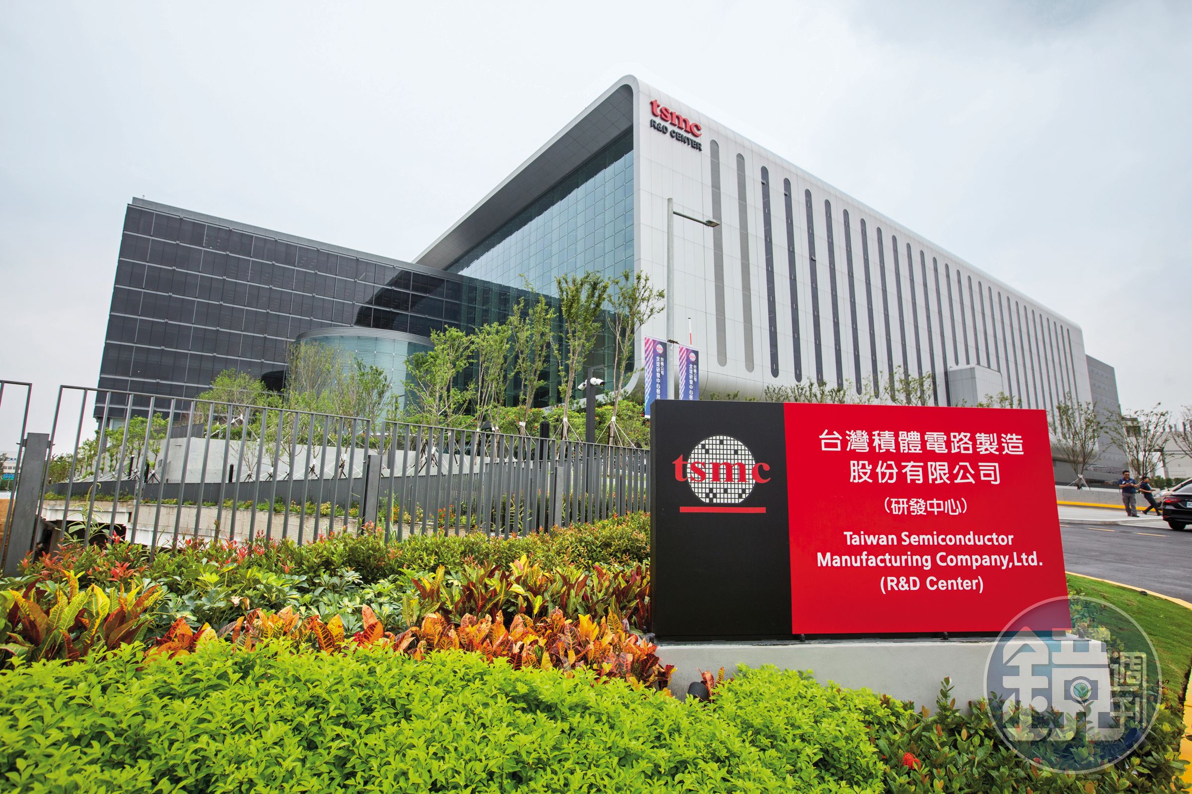 看好台積電是AI龍頭，周文偉用閒錢買3股、5股，累積至今達15張。