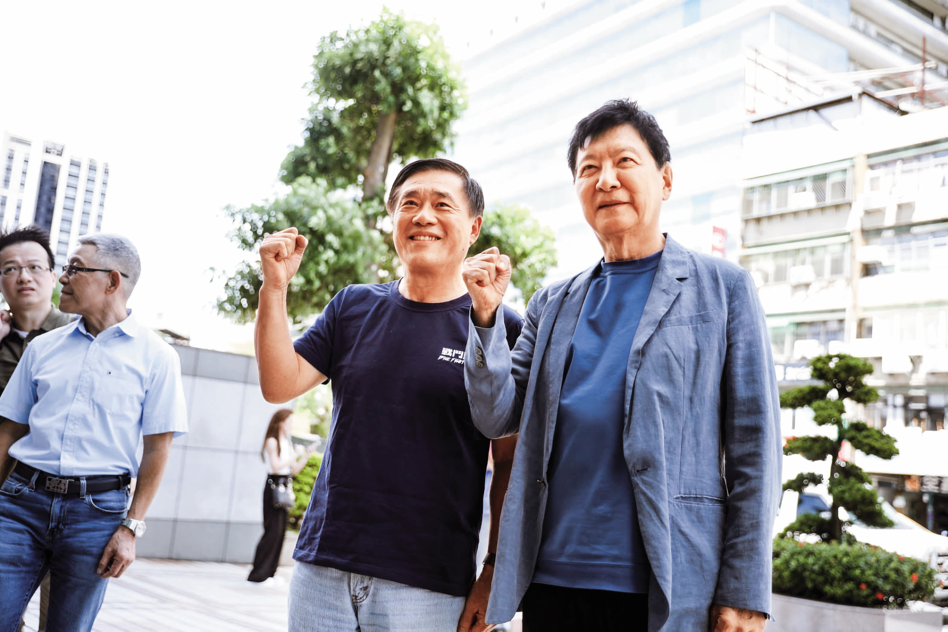 趙少康(右)是郝龍斌(左)參選黨魁的軍師。(鏡報鄒保祥)