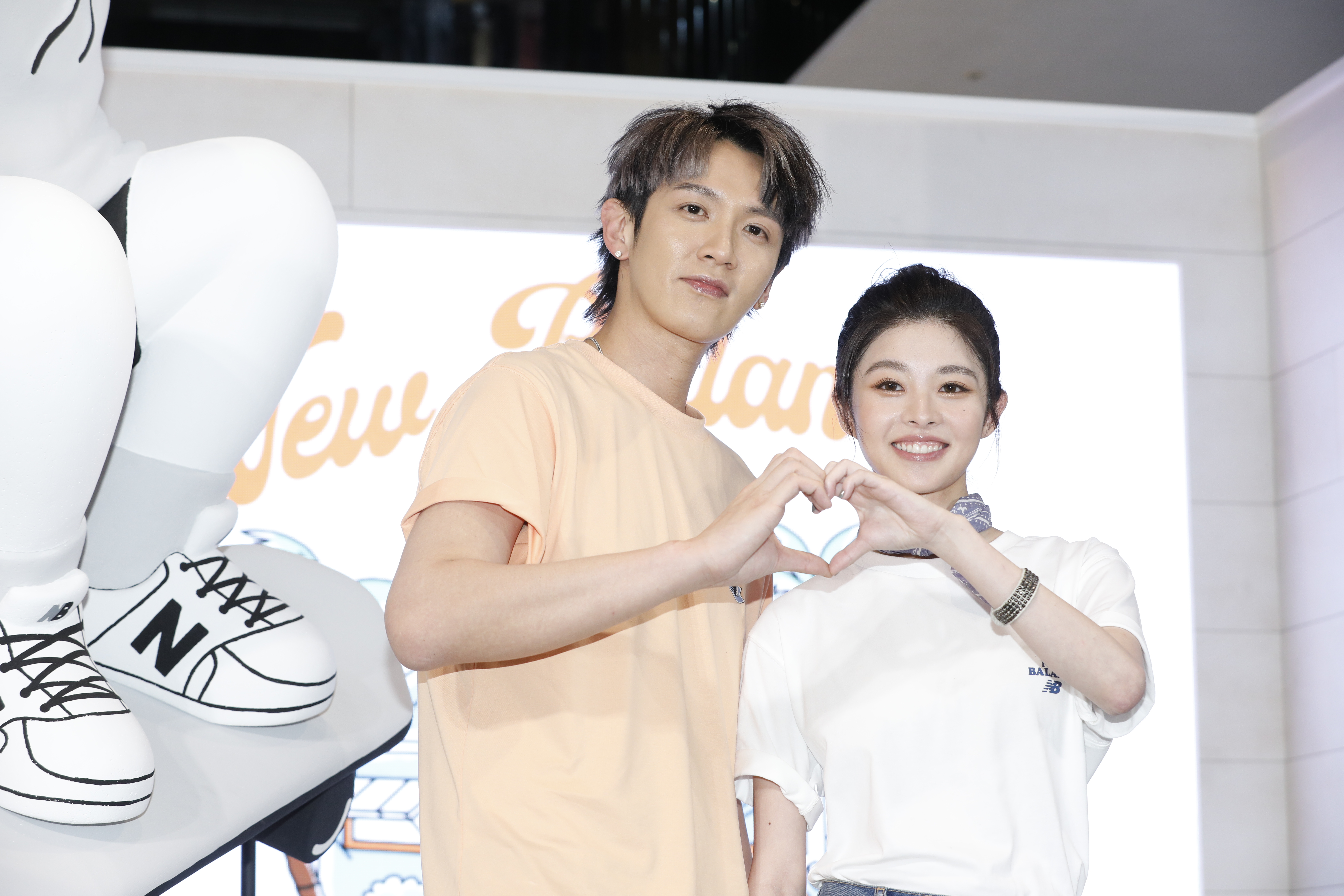 柯震東與詹子萱現身運動品牌快閃店活動，2人對美東的波士頓都很有興趣探索。