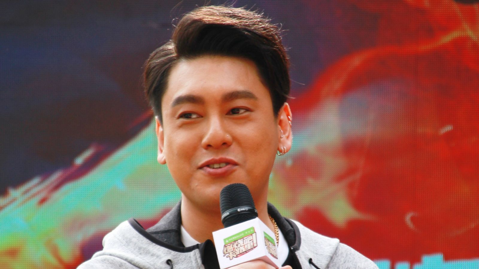 朱孝天挨酸「人氣最低各種意見」 律師:被捨棄也是剛好