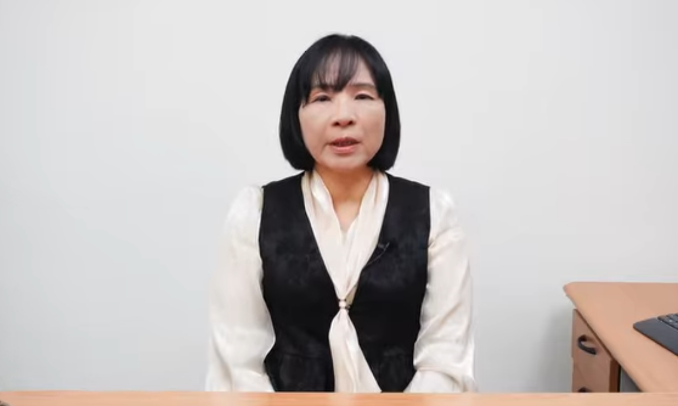 鄭淑心強調，她出來爆料是為了讓大家知道「史上最大政治詐騙犯柯文哲的真面目。」（翻攝自鄭淑心臉書）