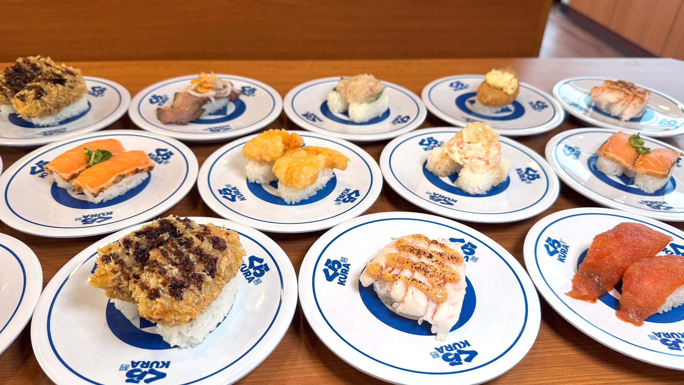 藏壽司這次也加碼推出涵蓋香酥炸物、燒霜風味及醃漬系料理等9款夏季必吃料理。（藏壽司提供）