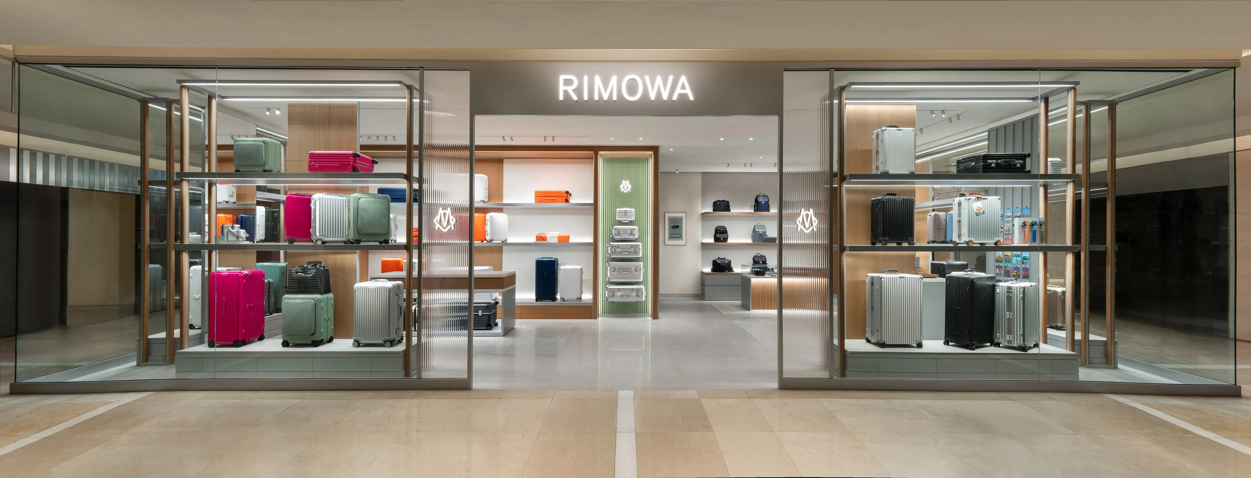 RIMOWA中台灣唯一店面開幕　　23坪空間以包浩斯美學打造