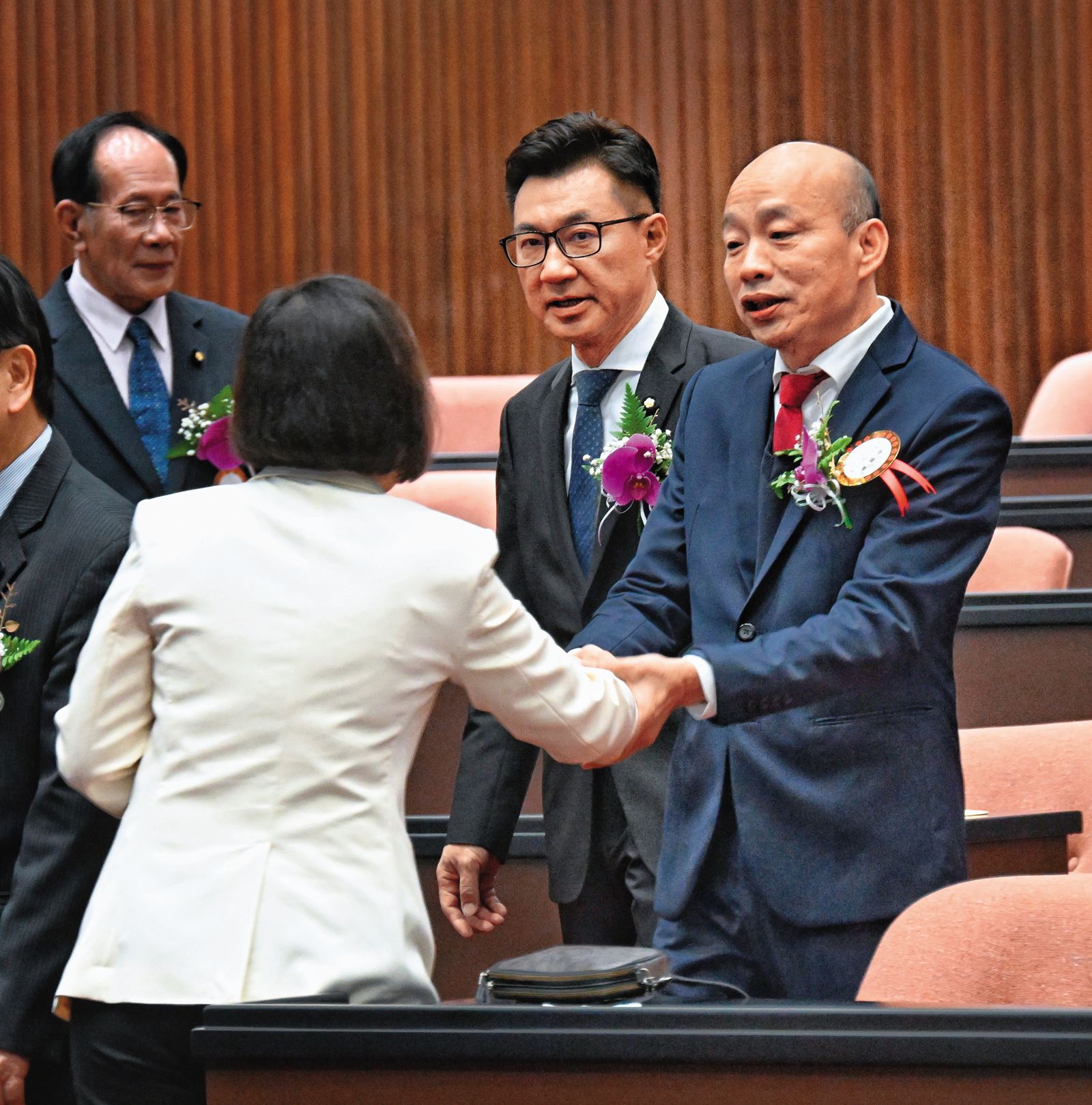 立法院在農曆年前剛選出新任的立法院長韓國瑜、副院長江啟臣。（圖／中華民國立法院記者聯誼會提供）