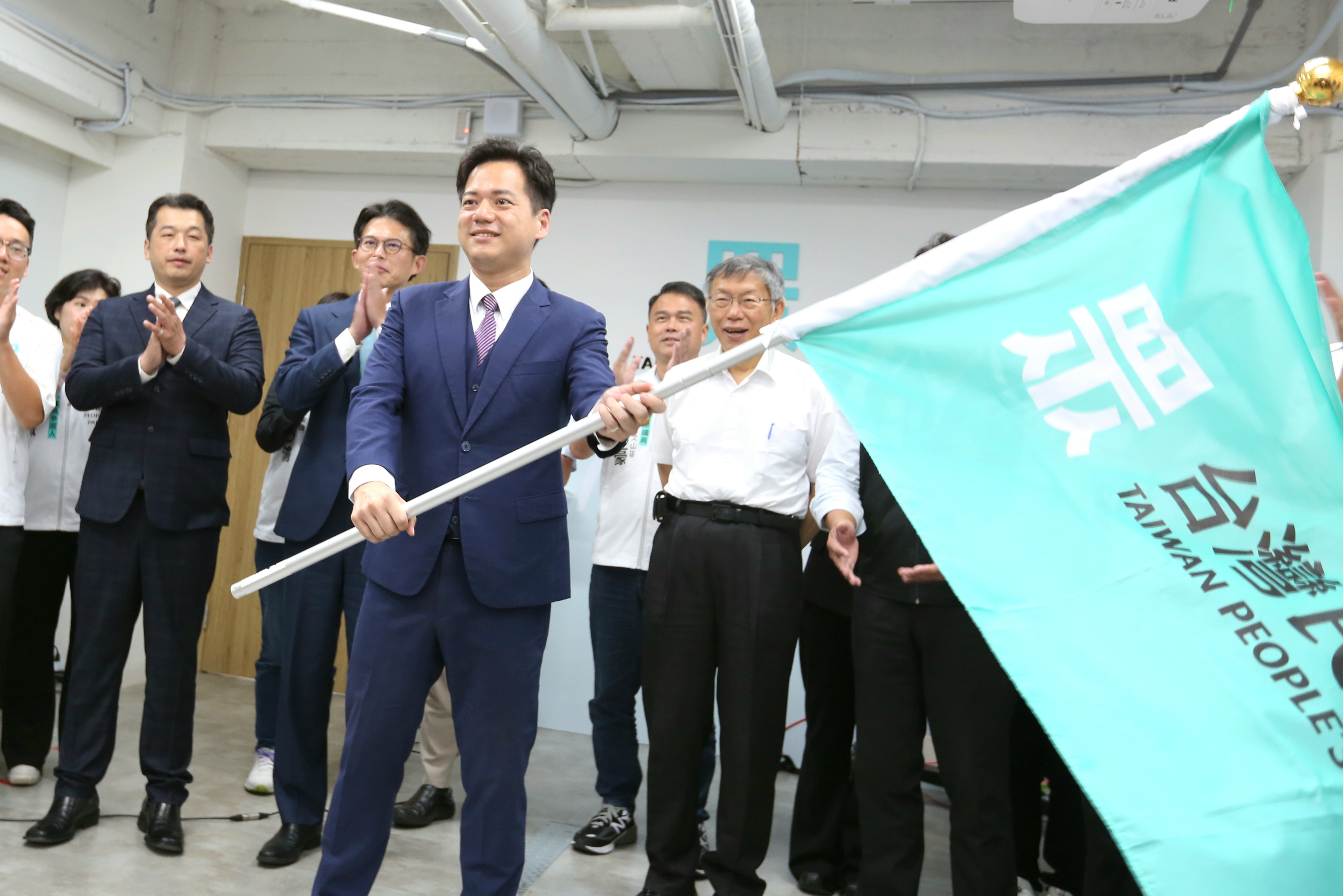新竹市副市長邱臣遠獲民眾黨徵召參選新竹縣主北市長,並已請辭獲准。(鏡報姜永年)