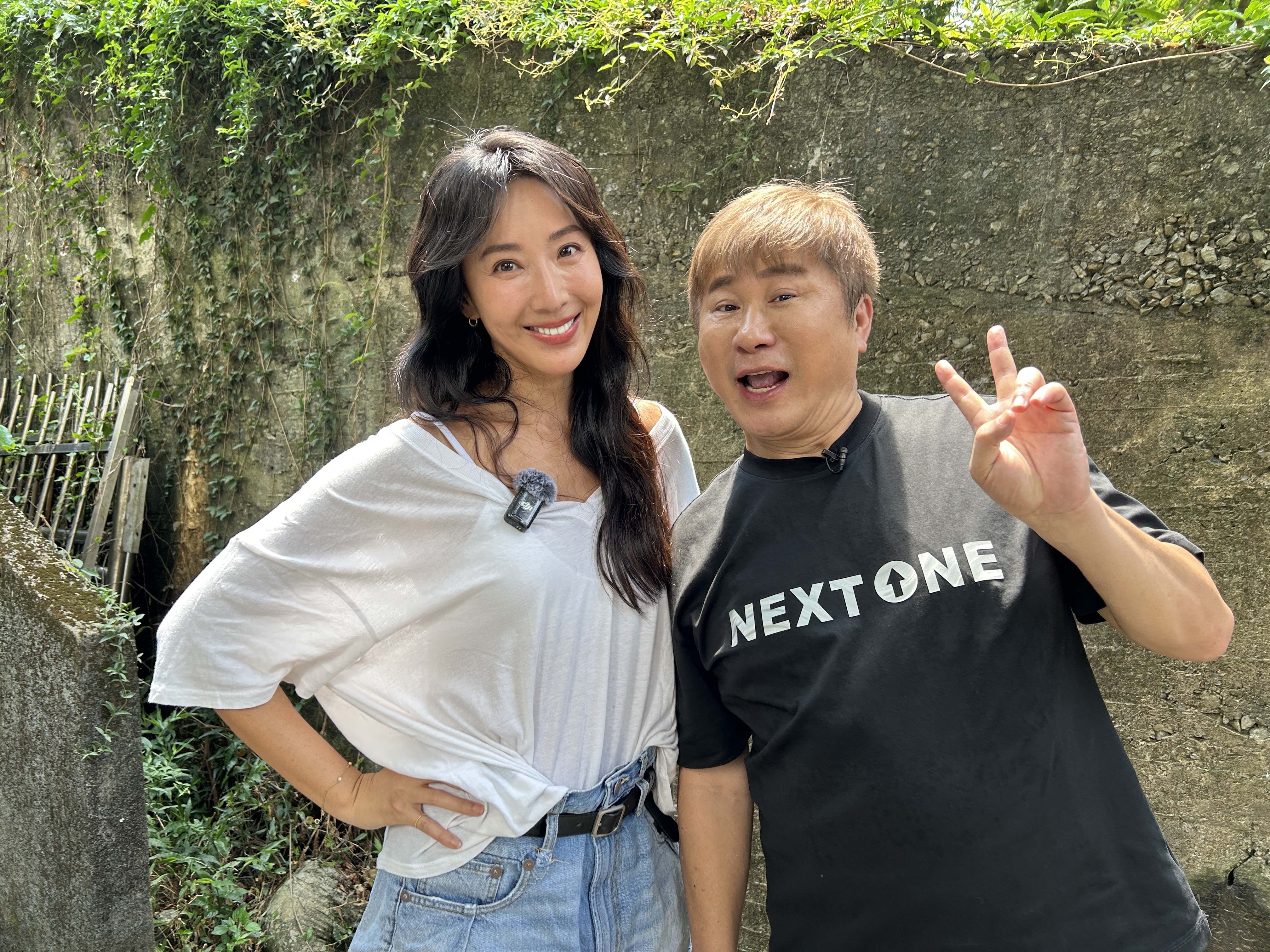 隋棠受邀上胡瓜主持的YT頻道錄影。（下面一位提供）