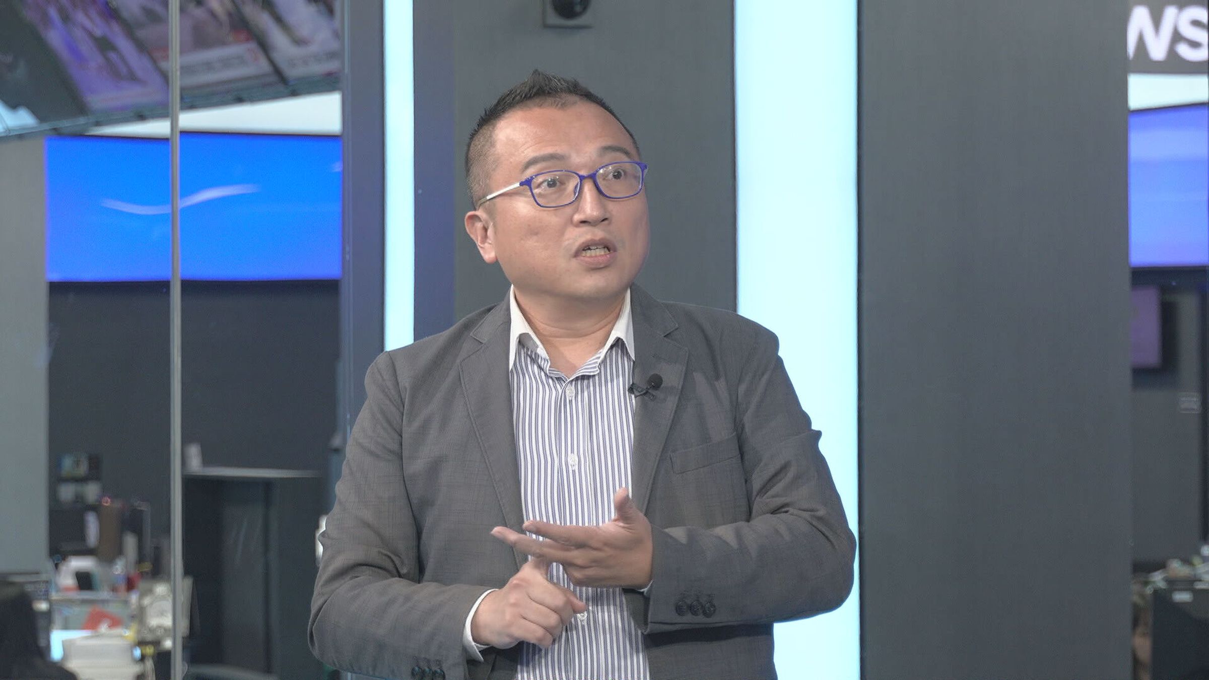 柯文哲競選辦公室主任周榆修接受《大選鏡來講》主持人平秀琳專訪,表示關於藍白合,請國民黨想好再來談。(鏡新聞提供)