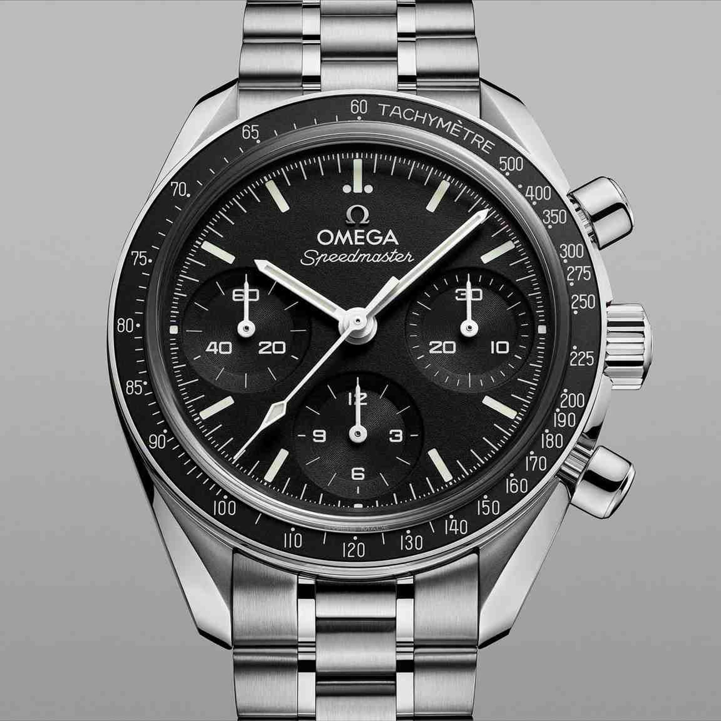 OMEGA 歐米茄今年發表全新 Speedmaster 38mm 登月錶。