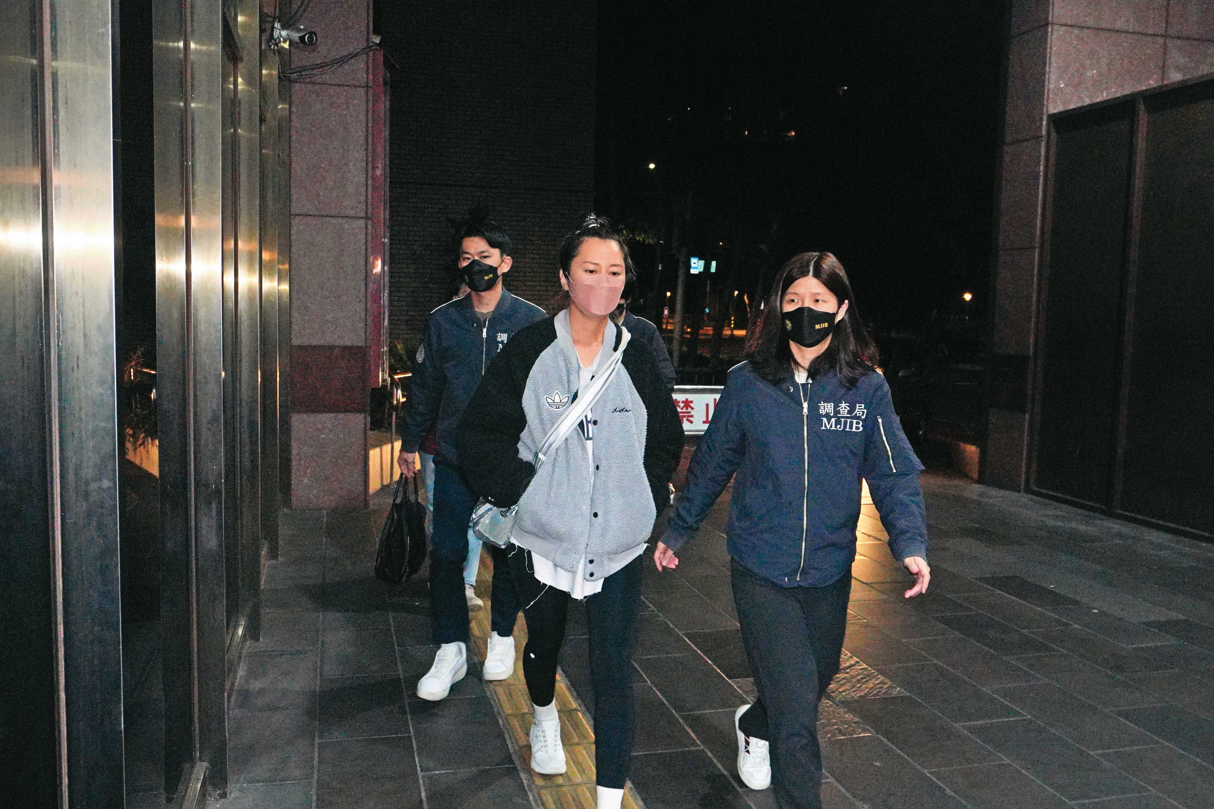 金曲歌王Matzka的老婆雲雅舜（圖），將帳戶借給父親張俊傑洗錢，檢調查出涉嫌隱匿數百萬元不法金流。