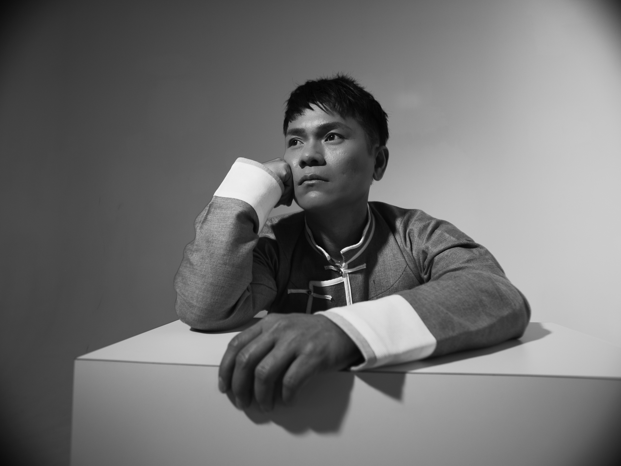 Suming舒米恩認為自己很幸運，能藉由作品讓世界看見台灣原住民族。（米大創意提供）