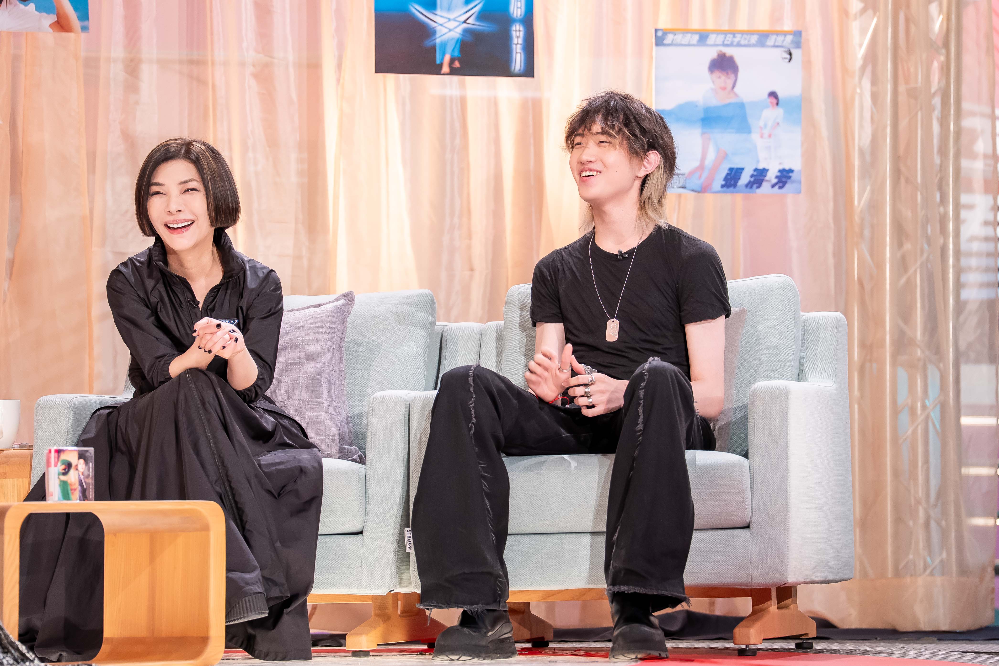 張清芳帶著大兒子Nathan上節目。（TVBS提供）