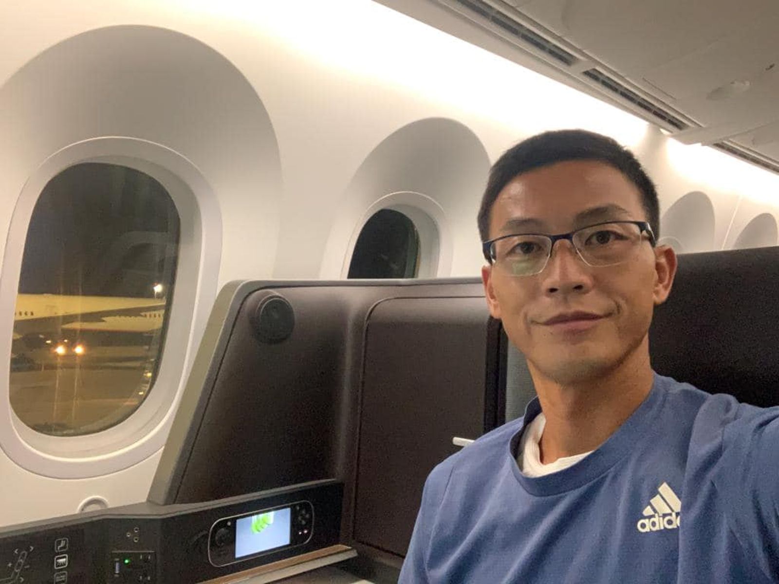 盧彥勳是台灣網球一哥，日前受邀到民進黨進行網球發展報告。（圖／鏡週刊提供）