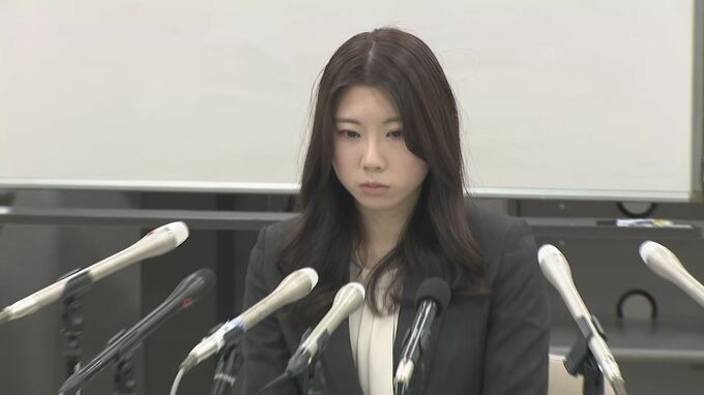 她遭鬼畜父性侵至少8次,今實名露臉站出來「盼給被害人更多勇氣」。(翻自crx7601.com)