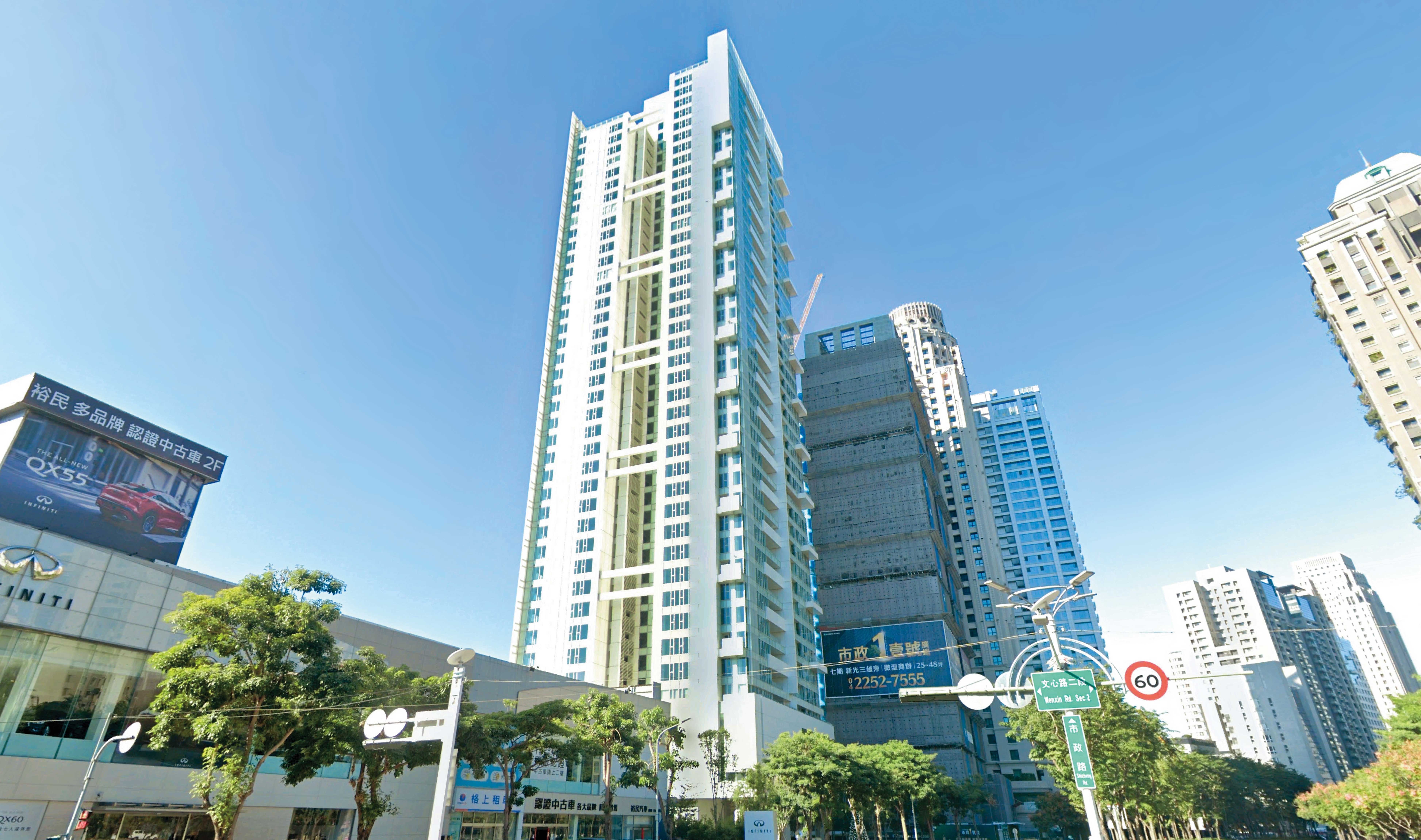 新朗日匯豪宅6度更名仍未完銷,傳出多人遭騙,匯出大筆金錢仍無法過戶,檢調已在追查。(翻攝GoogleMaps)