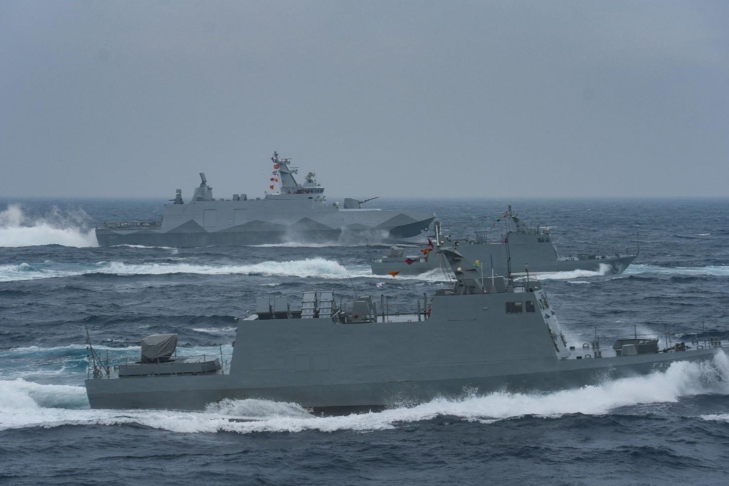海軍承德艦爆出職場霸凌案,海軍司令部參謀長邱俊榮表示,內部發生管理問題確實很遺憾。(示意圖,翻攝自中華民國海軍臉書)