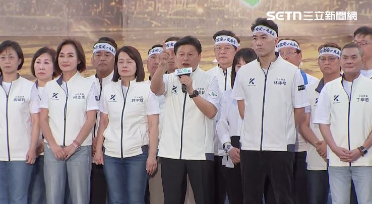 傅崐萁凱道喊「現場100萬人」要卓榮泰下台!他1句酸爆:不用那麼多人啦