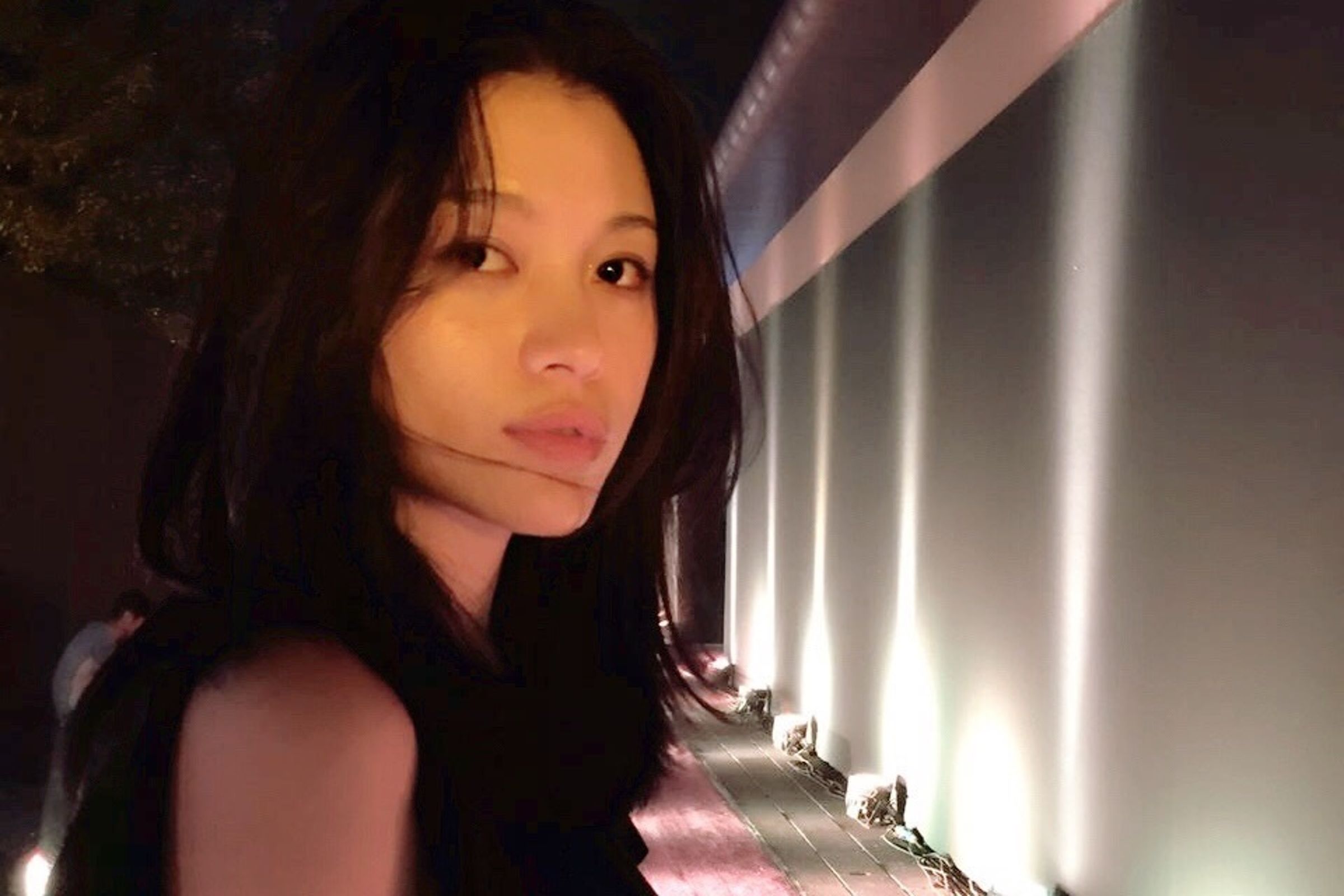 中國超模葛薈婕為了戒酒進行極端手術,引起網友討論。(翻攝自葛荟婕Ge微博)