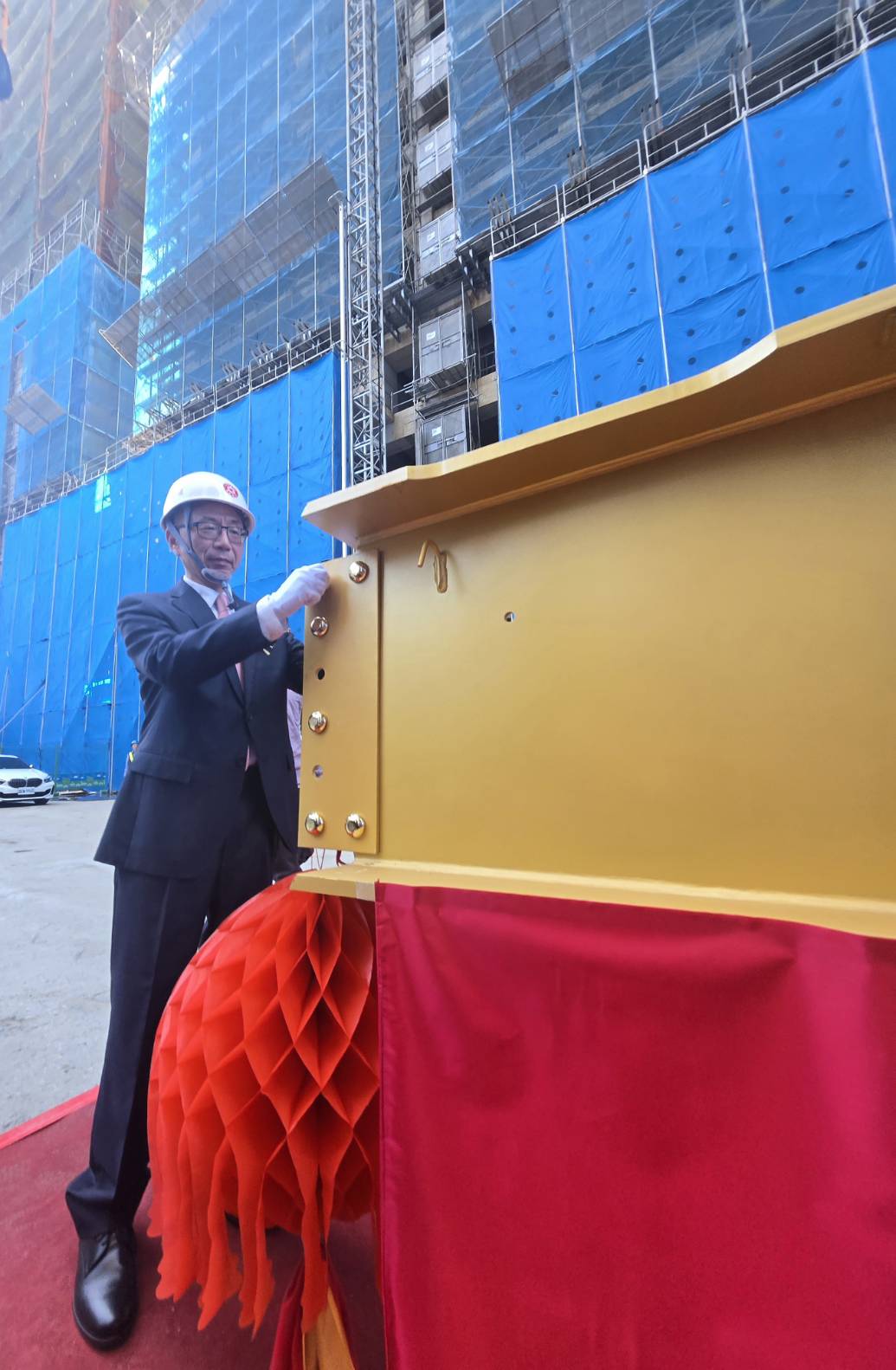 「大同新紀元」上樑典禮由新上任的大同資產開發副董事長左昭德主持，他透露今年還將推出數個重量級專案。