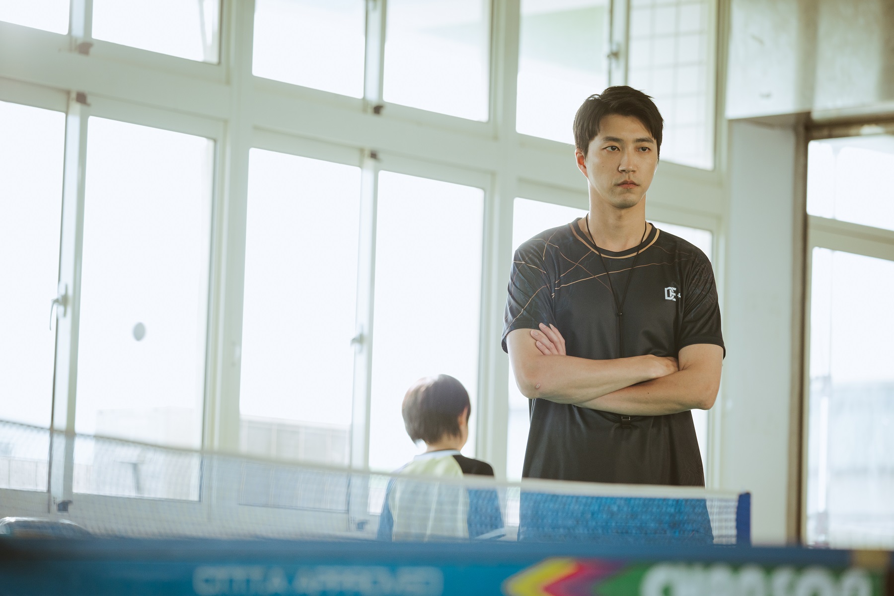 電影《乒乓男孩》請桌球好手江宏傑客串演出。(華納提供)