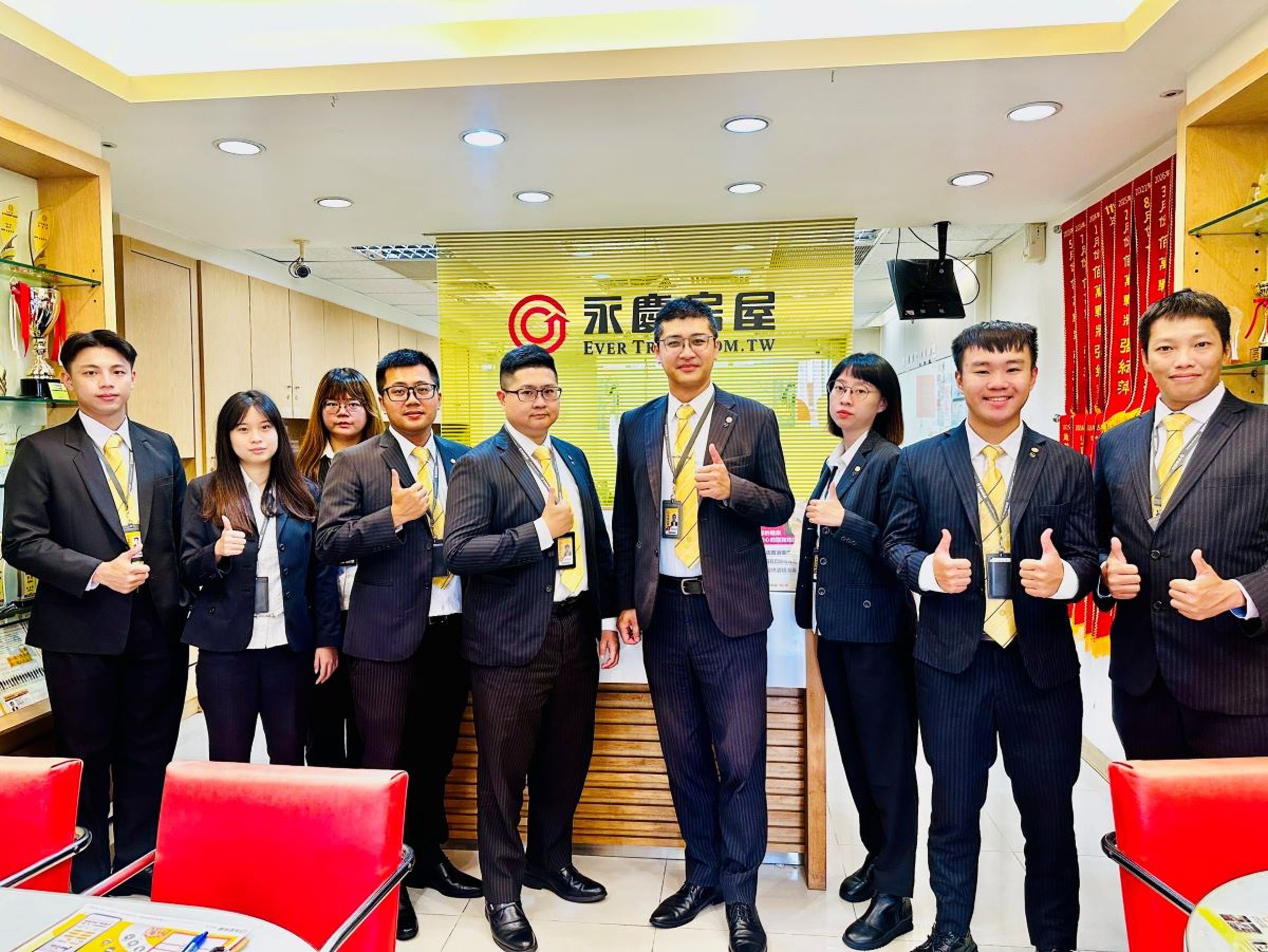 玩家精神與永慶房屋的團隊文化相契,每位夥伴各自在不同位置輸出戰力,一起打出漂亮的團隊戰。