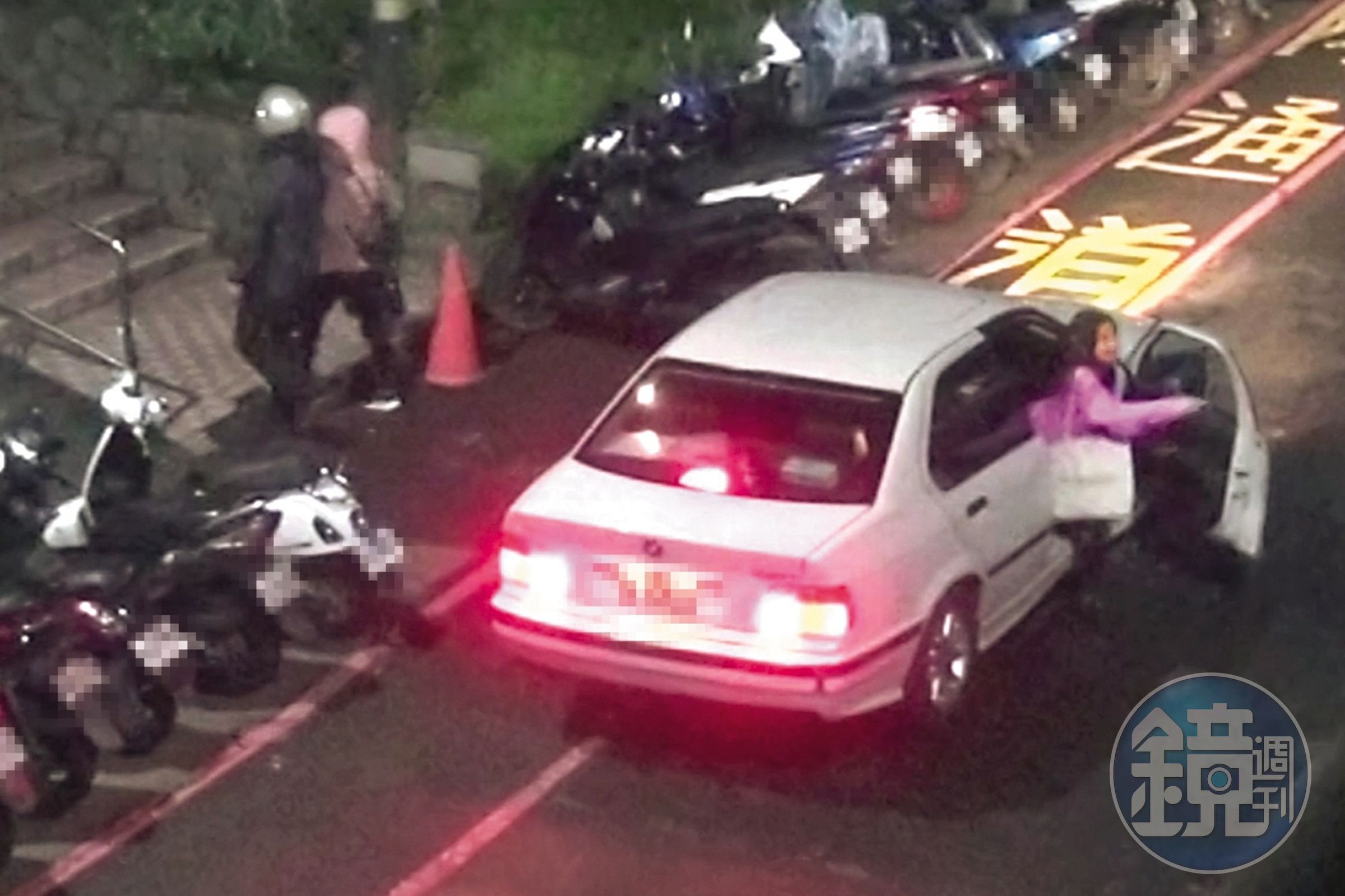 陳紹誠凌晨多次開車送夏米雅回家,全被韓先生錄影存證。(韓先生提供)
