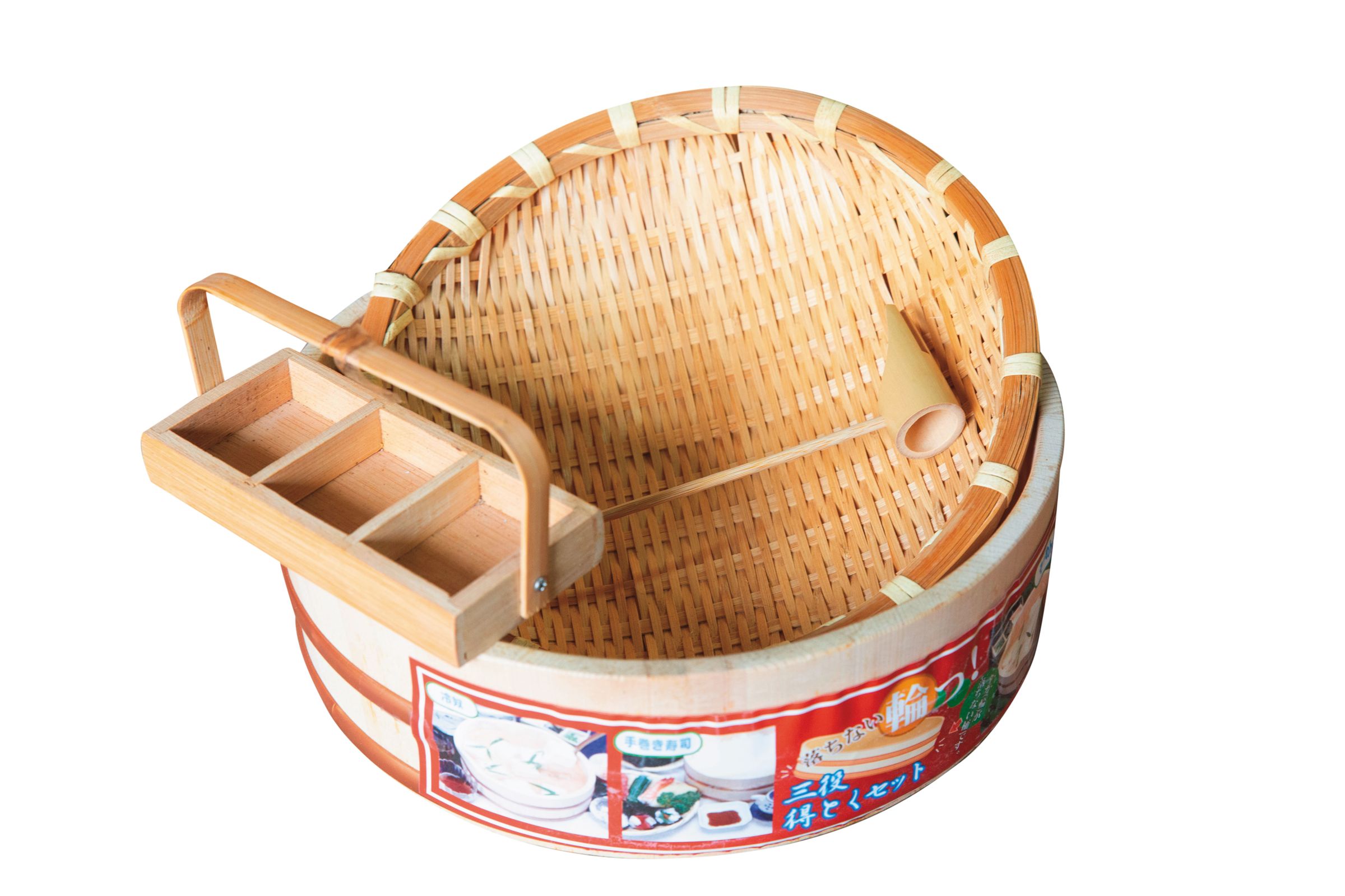 富山蒸籠曾在中國設廠，製造外銷日本的產品如壽司飯桶、涼麵竹盤等。