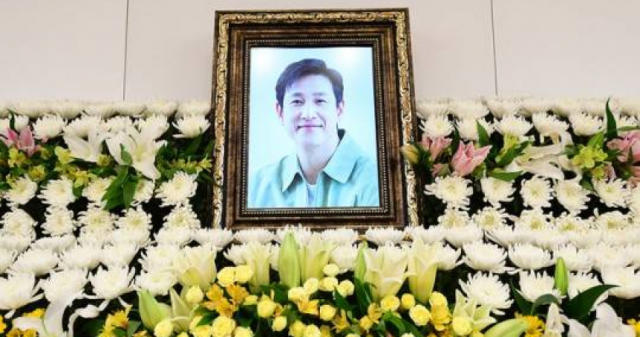 李善均在上月27日離世，讓許多喜愛他的人傷心不已。（網路圖片）