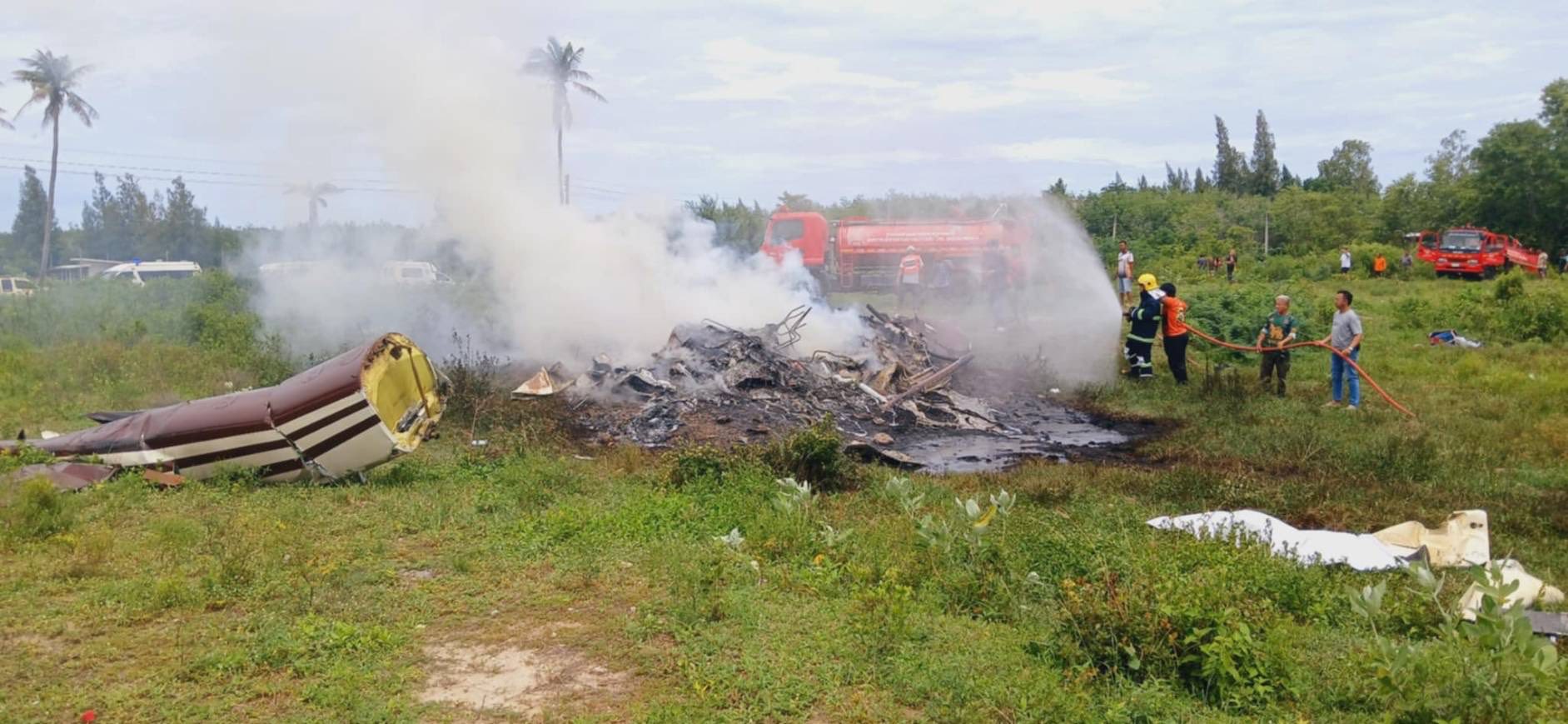 泰國警用直升機墜毀，導致機上3人不幸罹難。（翻攝自Fire & Rescue Thailand臉書）