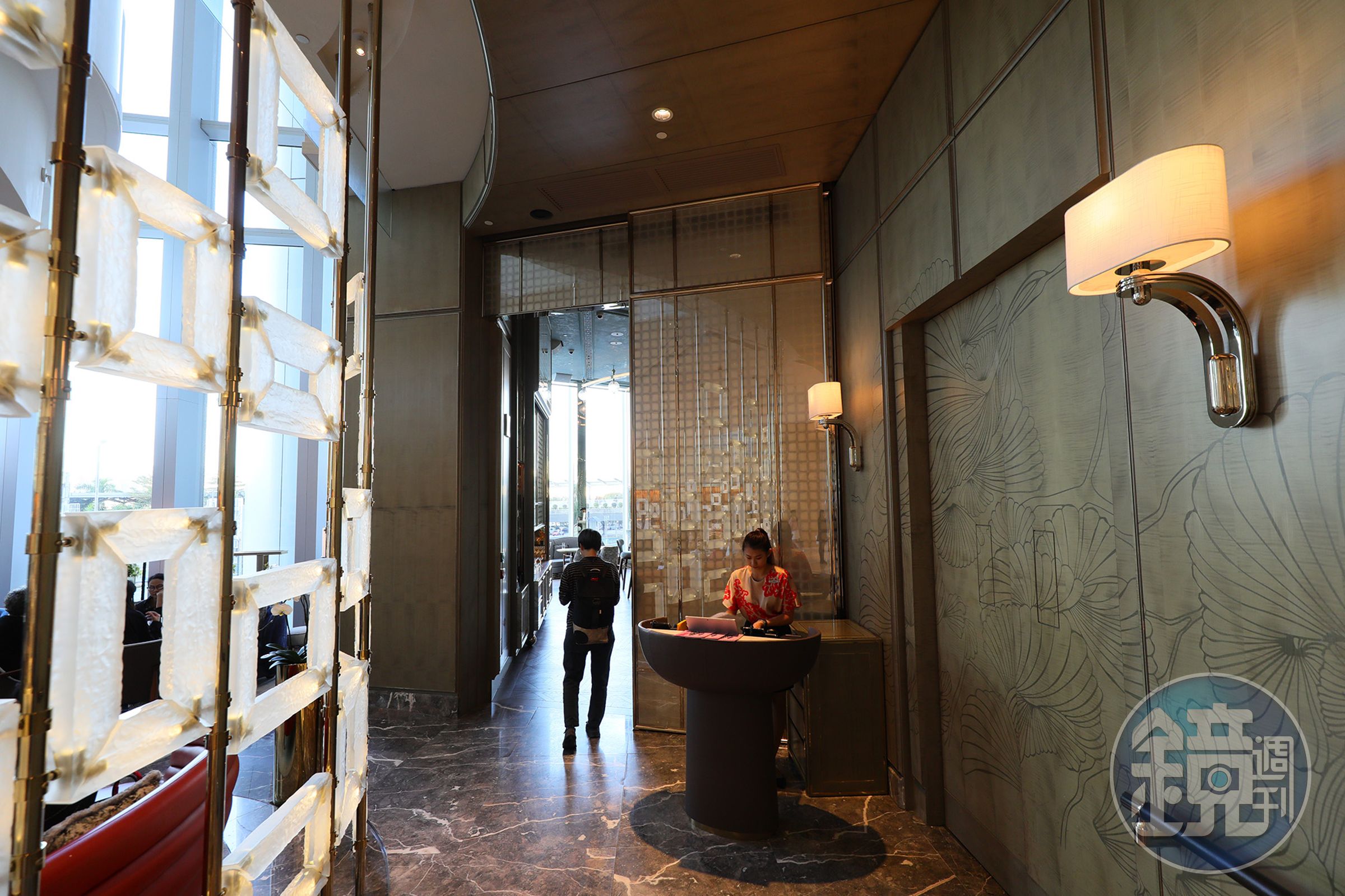 「Argo」位於香港四季酒店大廳旁。