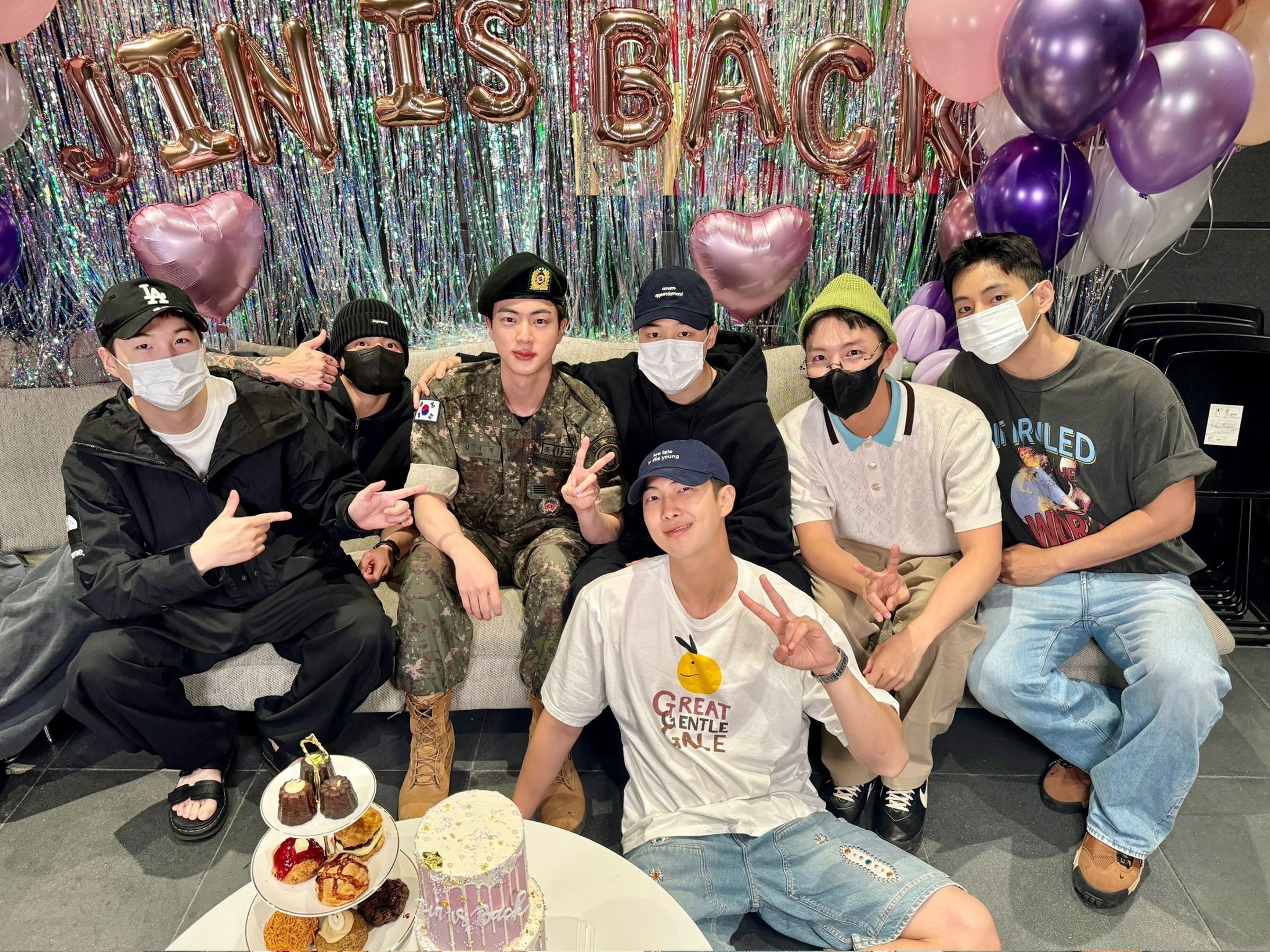待6月21日迎接SUGA退伍，BTS預計將很快以完整體推出新作品震憾全球。（翻攝BTS X)