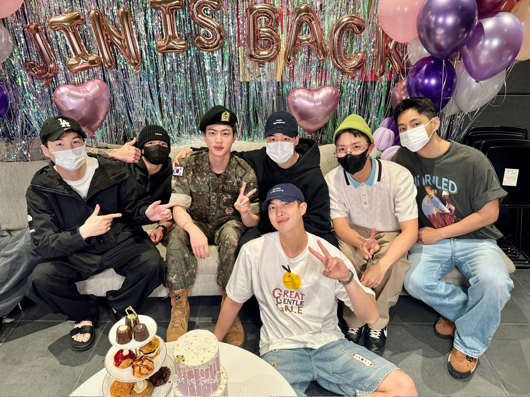 待6月21日迎接SUGA退伍，BTS預計將很快以完整體推出新作品震憾全球。（翻攝BTS X)