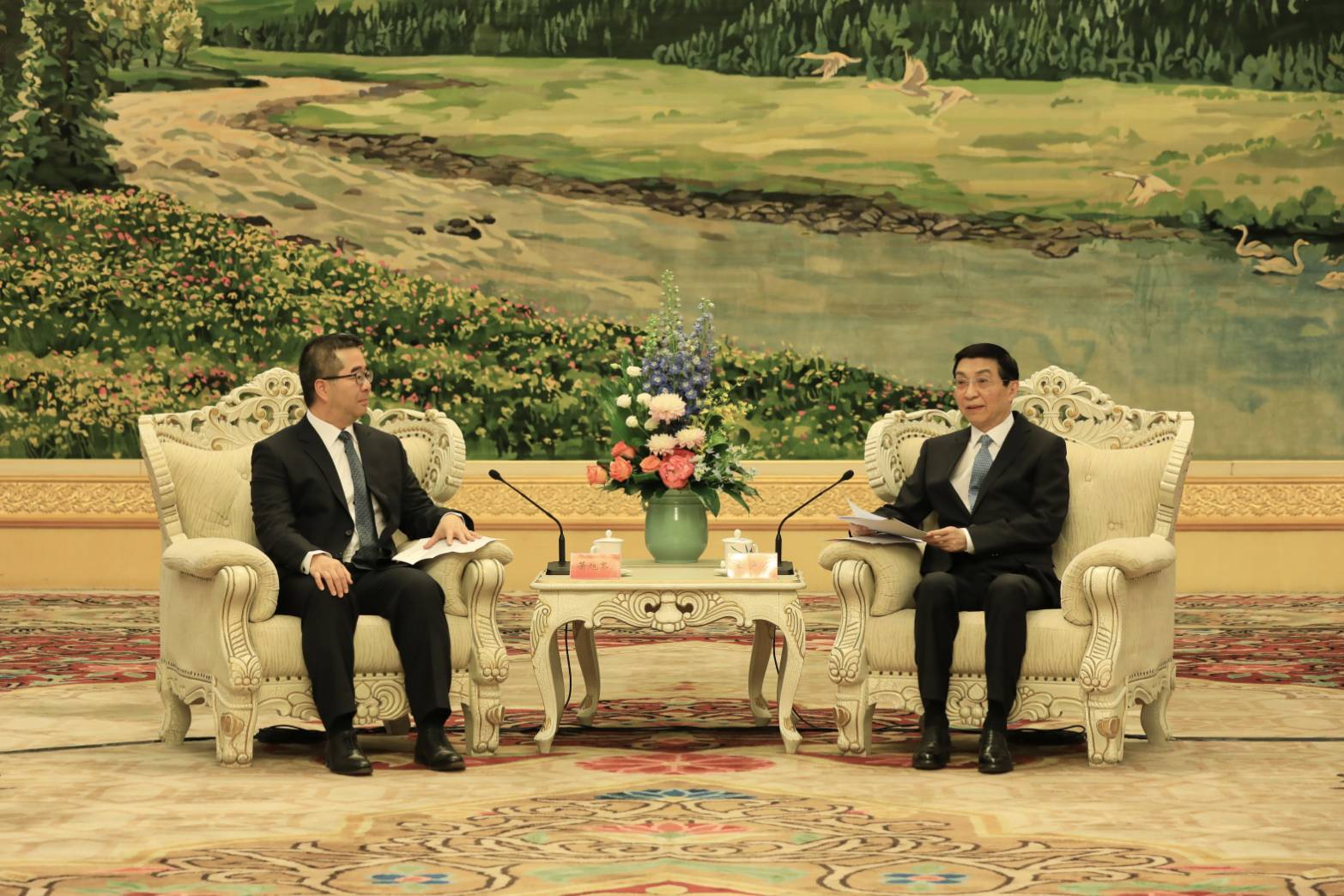 蕭旭岑會見中國全國政協主席王滬寧。(國民黨提供)