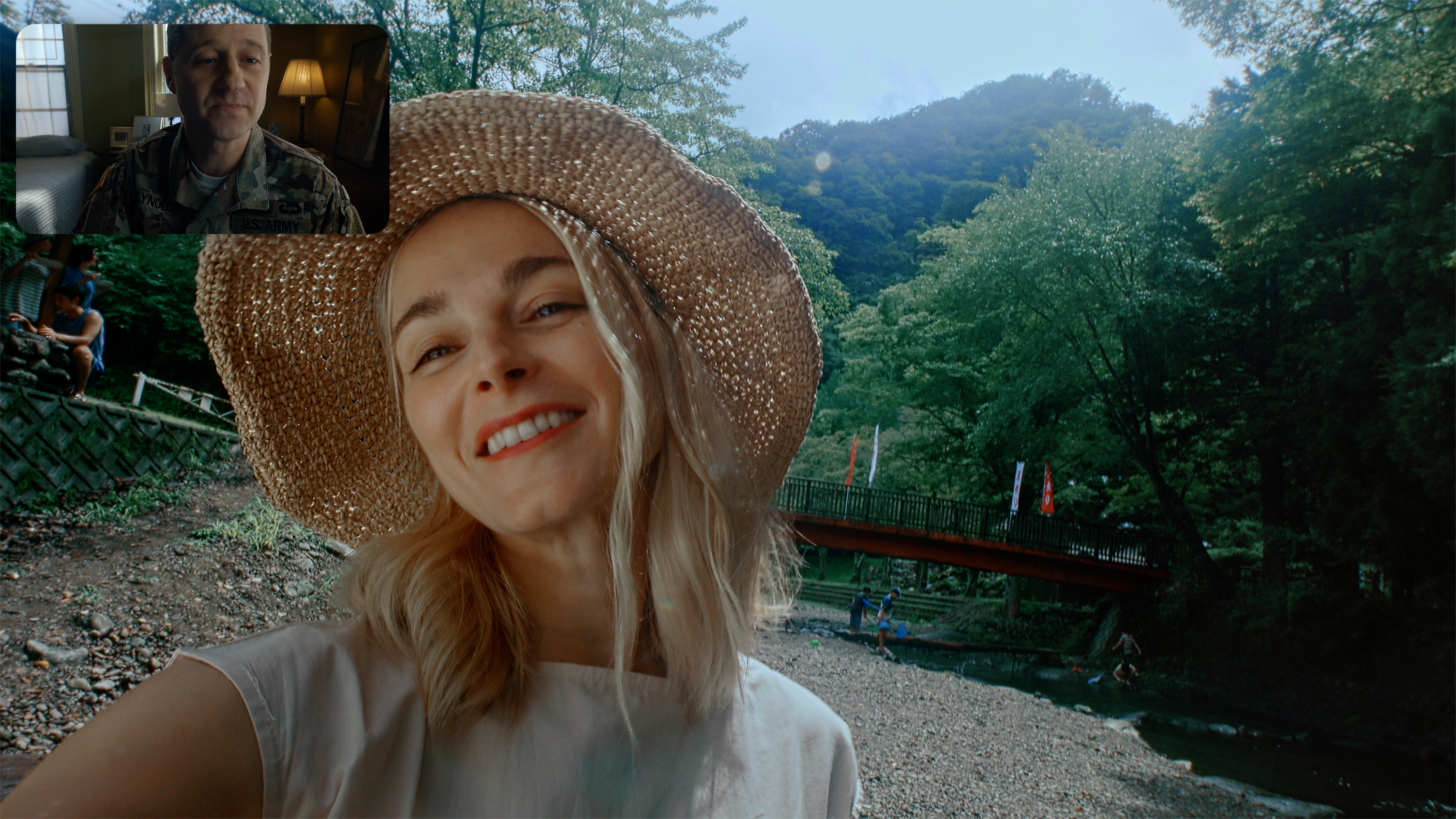 《怪譚搜索》透過視訊連線，把身處兩地的主角都串連起來，也讓觀眾沉浸在劇中人的時空。（原創娛樂提供）