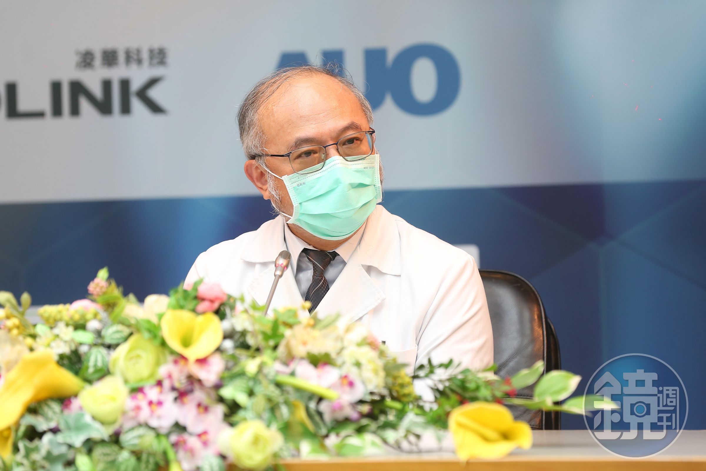 台大醫學院院長吳明賢傳已撤除葉克膜,正接受低溫治療盼恢復意識。(本刊資料照)