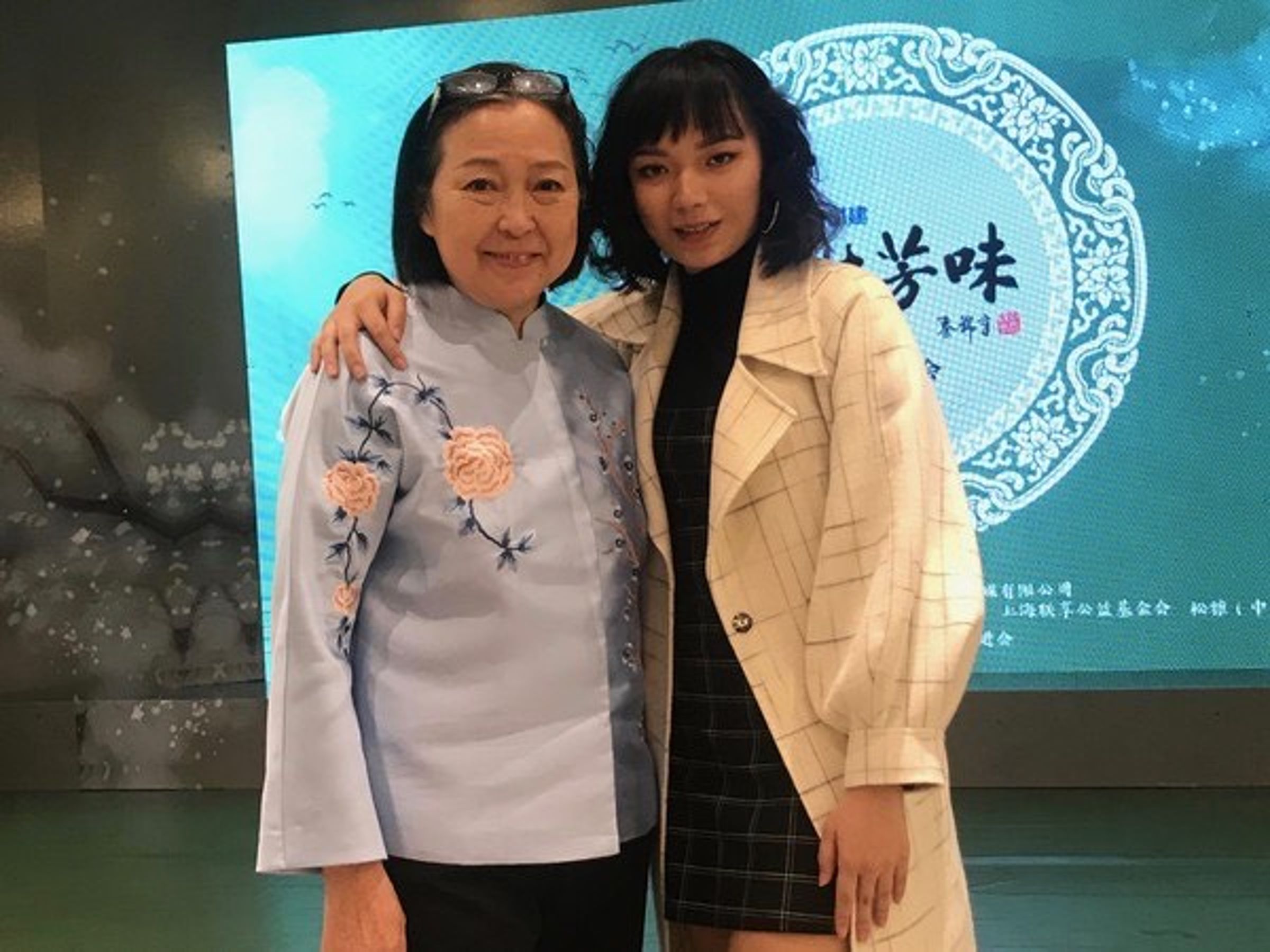 謝靜汶是方芳的孫女，遺傳了奶奶及爸爸喜歡表演的因子。（儒林芳味提供）