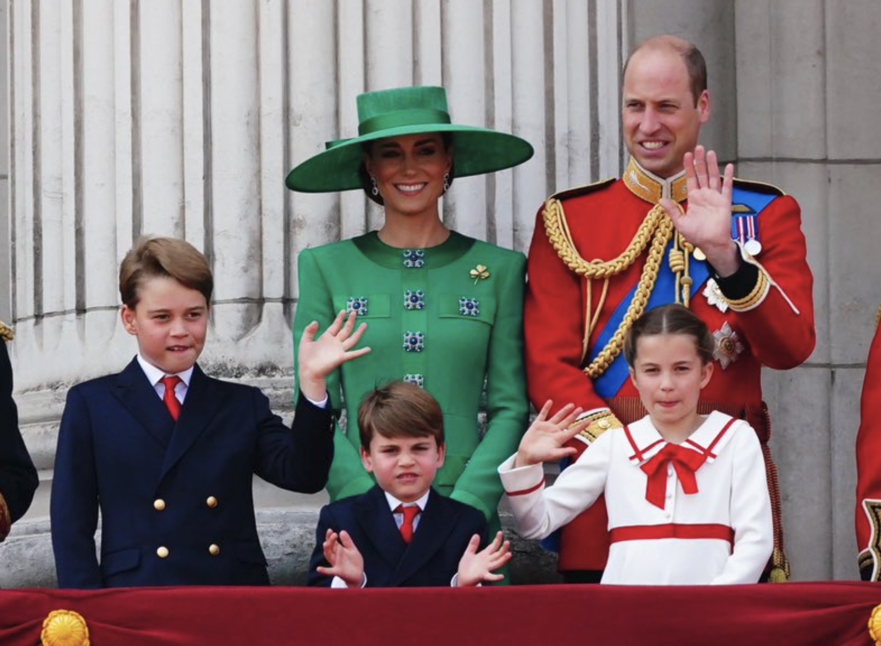威廉王子、凱特王妃育有3名子女，一家五口堪稱最受歡迎的王室家庭。（翻攝The Royal Family臉書）