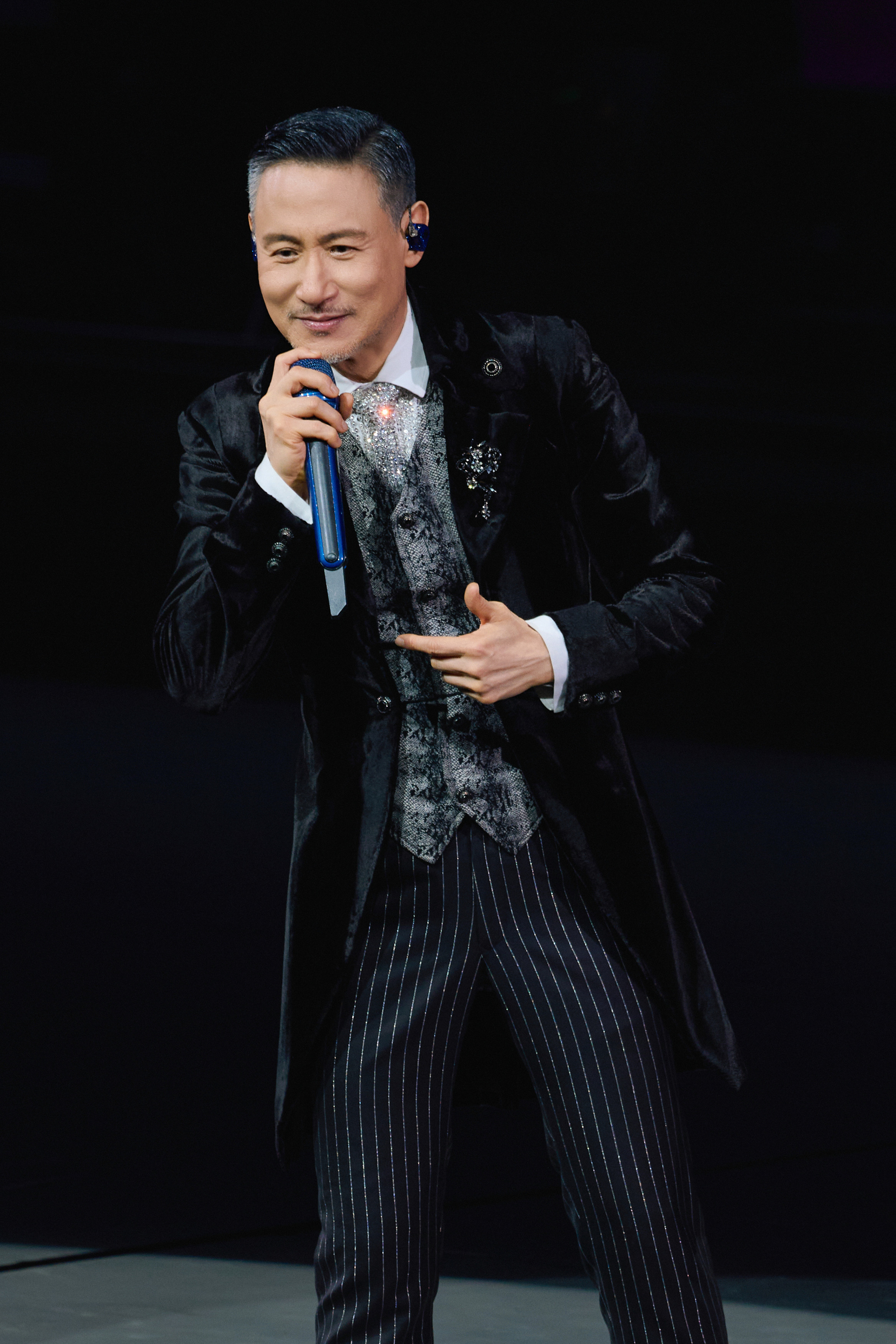 演唱會上，張學友自嘲唱完即失業。