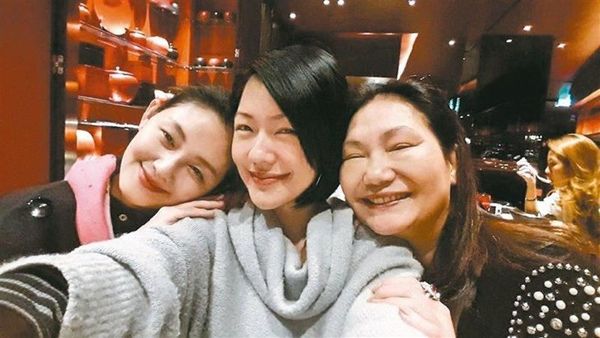 S媽連續3日凌晨發文訴說心情。（翻攝自S媽臉書）