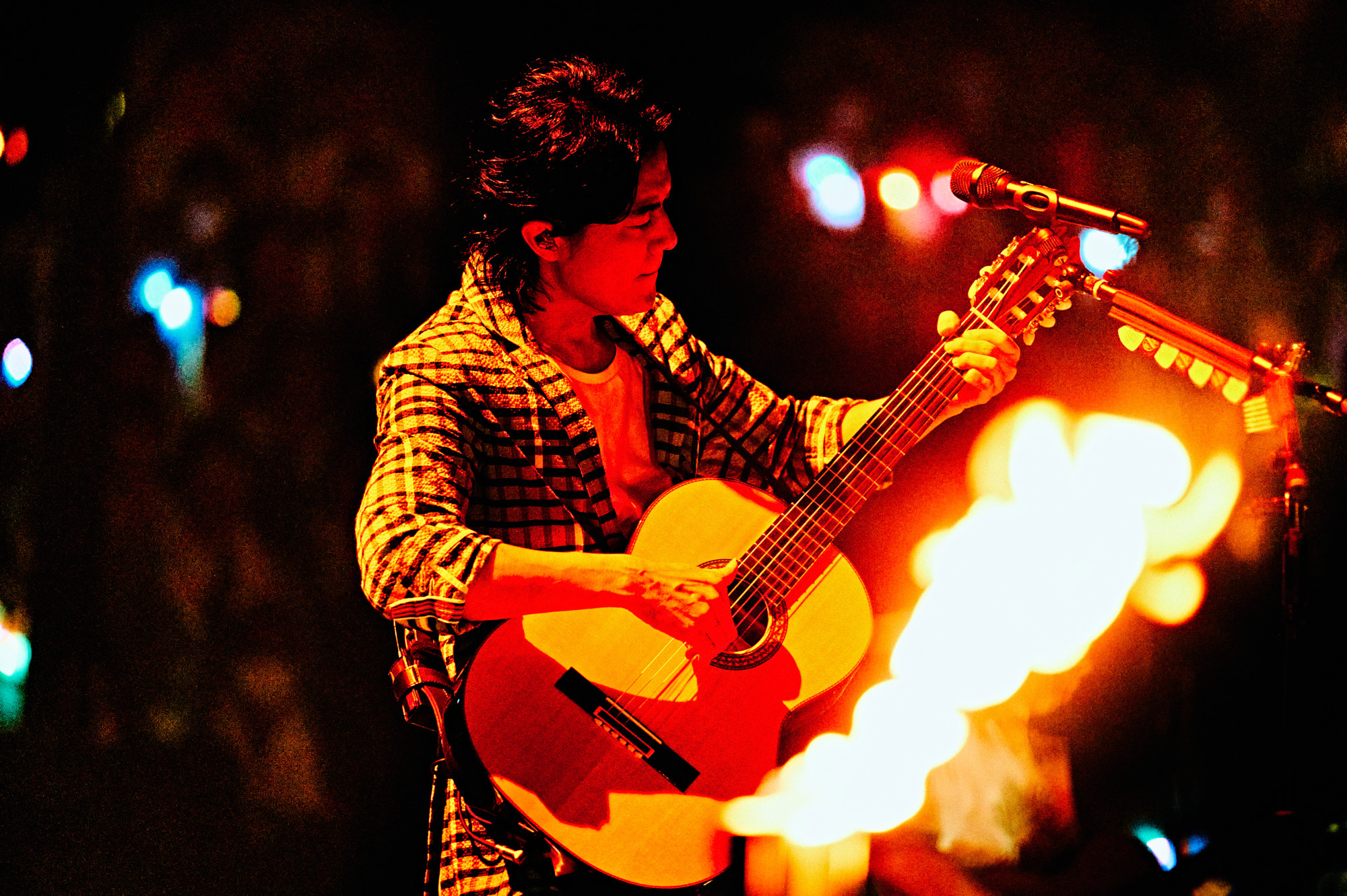 福山雅治選擇生日當天，在台灣限定上映首部演唱會電影，邀請粉絲一起進入戲院同樂。（威視電影提供）