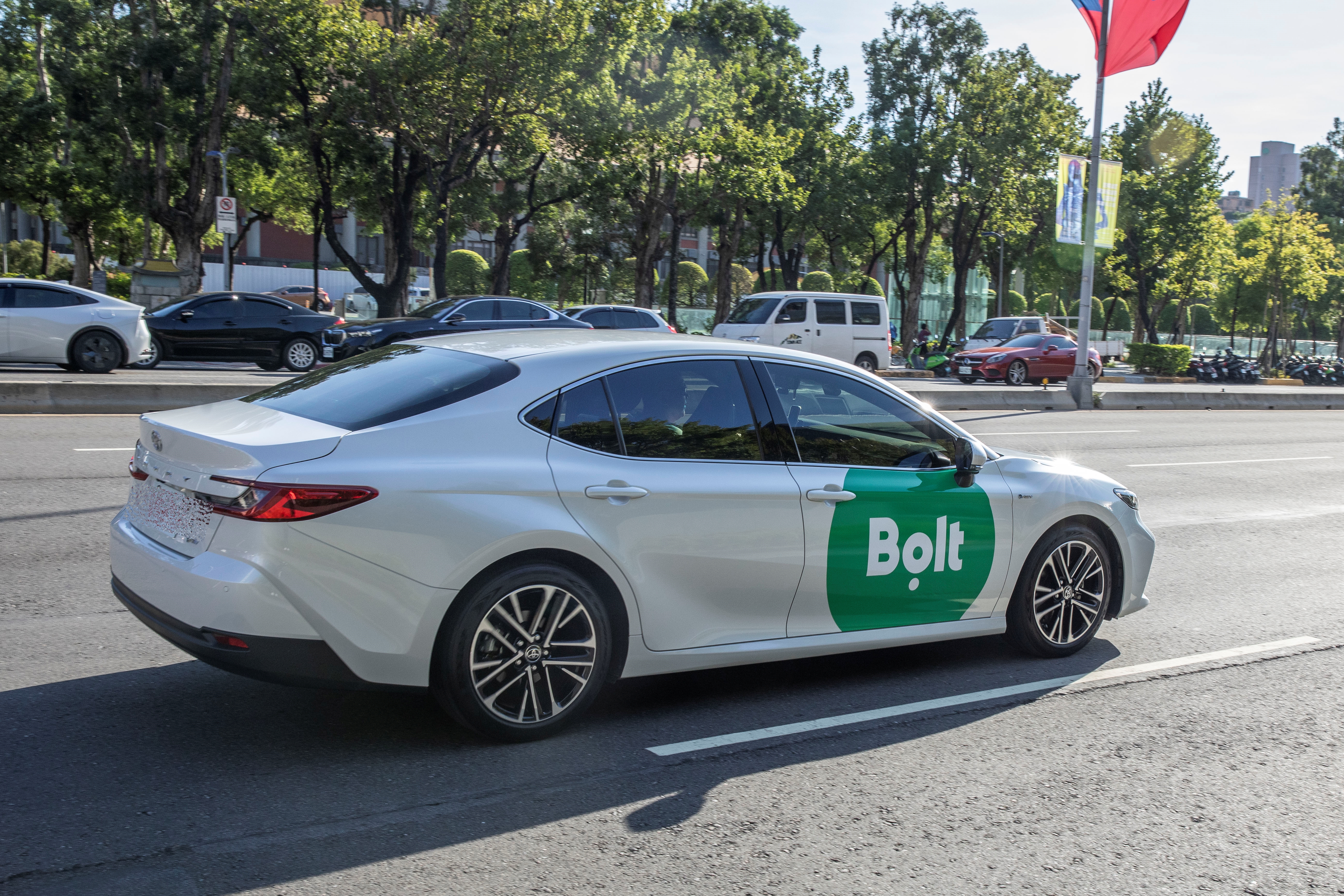 替代役男遭司機丟包台64快速道路上不幸慘死，叫車平台Bolt做出回應。（示意圖，非當事車輛，本刊資料照）