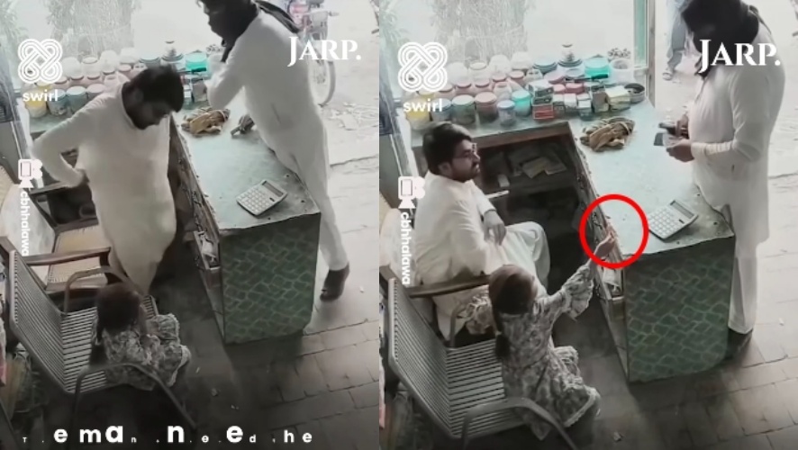 持槍男子打劫雜貨店，5歲女童將棒棒糖遞向搶匪，意外改變結局，全程被監視器拍下。（翻攝自instagram / jarpmedia）