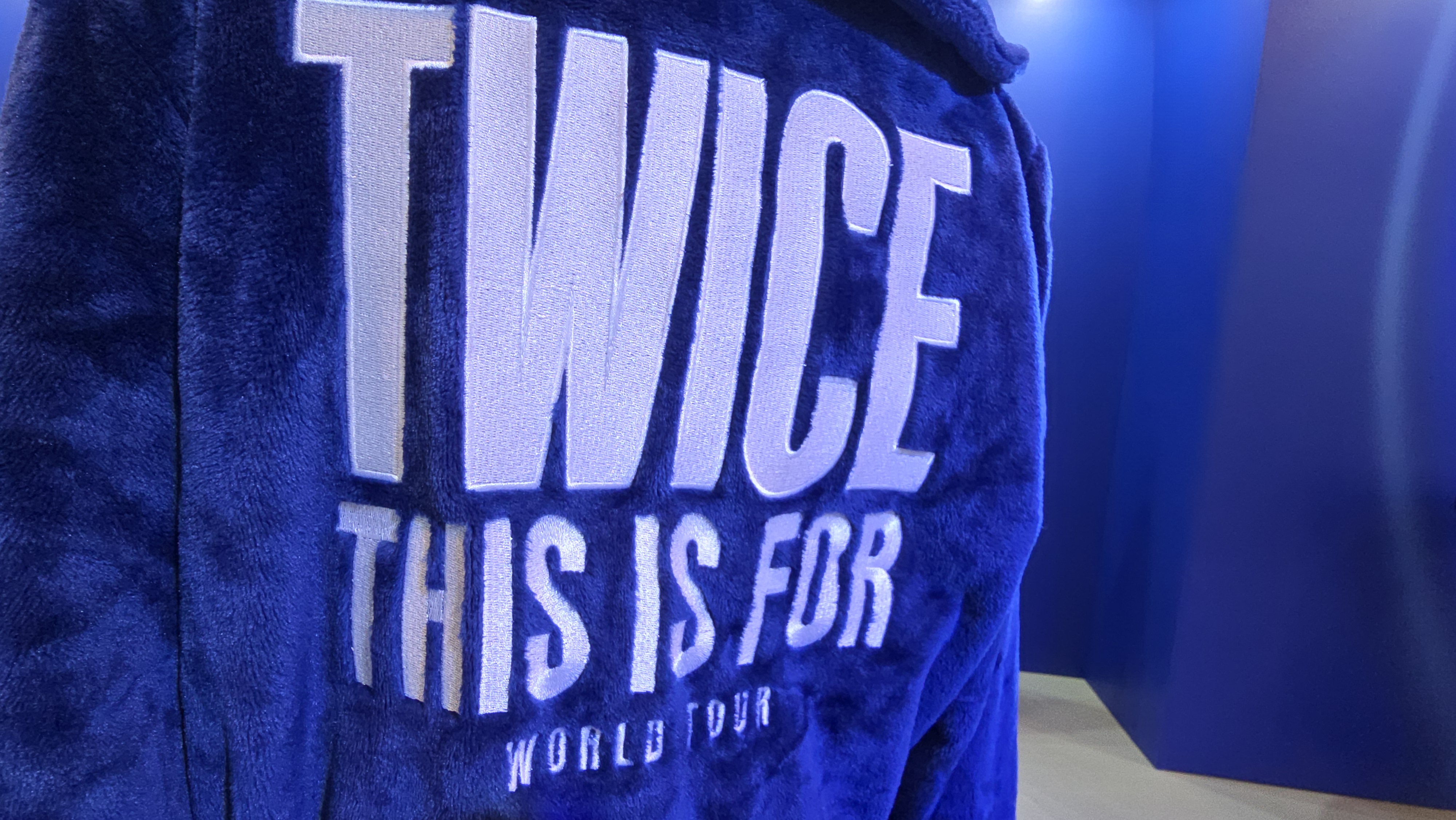 直擊／TWICE台北官方快閃店成打卡聖地　不只台北限定商品還有DIY掛繩