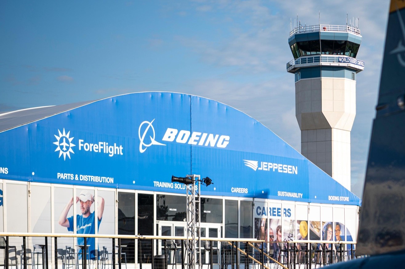 波音公司公布上半年飛機銷售報告，今年6月僅賣出3架民用客機。（翻攝臉書「The Boeing Company」）