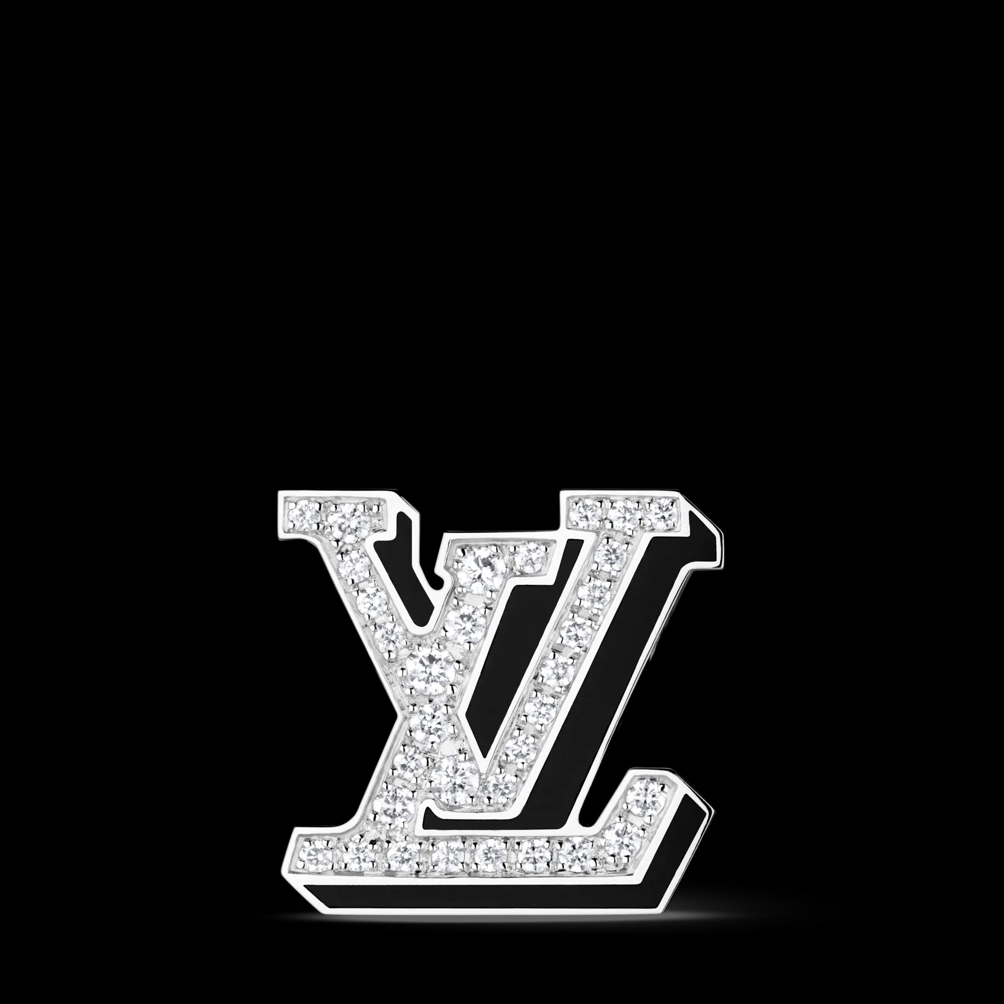 黑色漆面與白金、鑽石LV耳環(單枚)。NT$161,000(獨家商品)(LOUIS VUITTON提供)