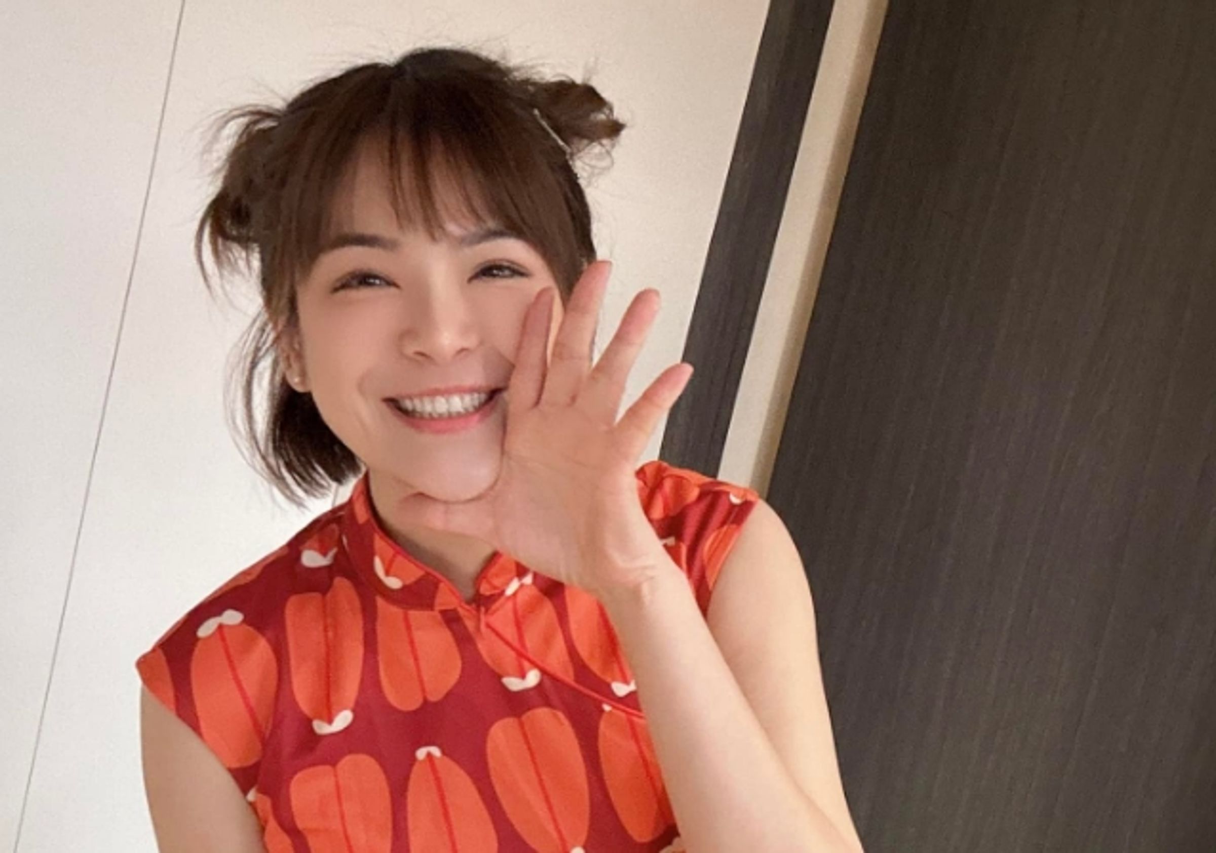 陳沂去年曾收到年代旅遊的業配邀請,但因為「太像詐騙」,被她無情拒絕了。(翻攝自陳沂臉書)