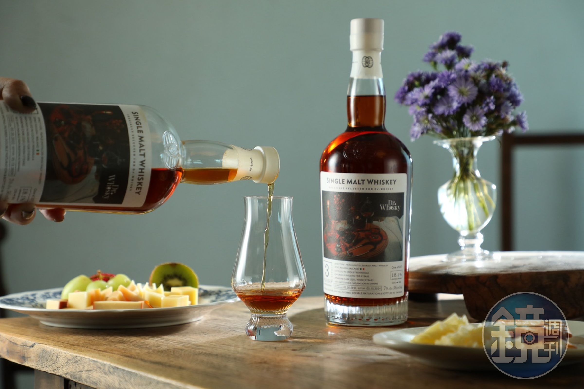 王朝暘認為代表自己的「Dr. Whisky」，在收到成品後很符合自己的期待；他也建議漸進式的品飲、加水，能感受到如紅酒的平衡丹寧感。（2,980元／瓶）